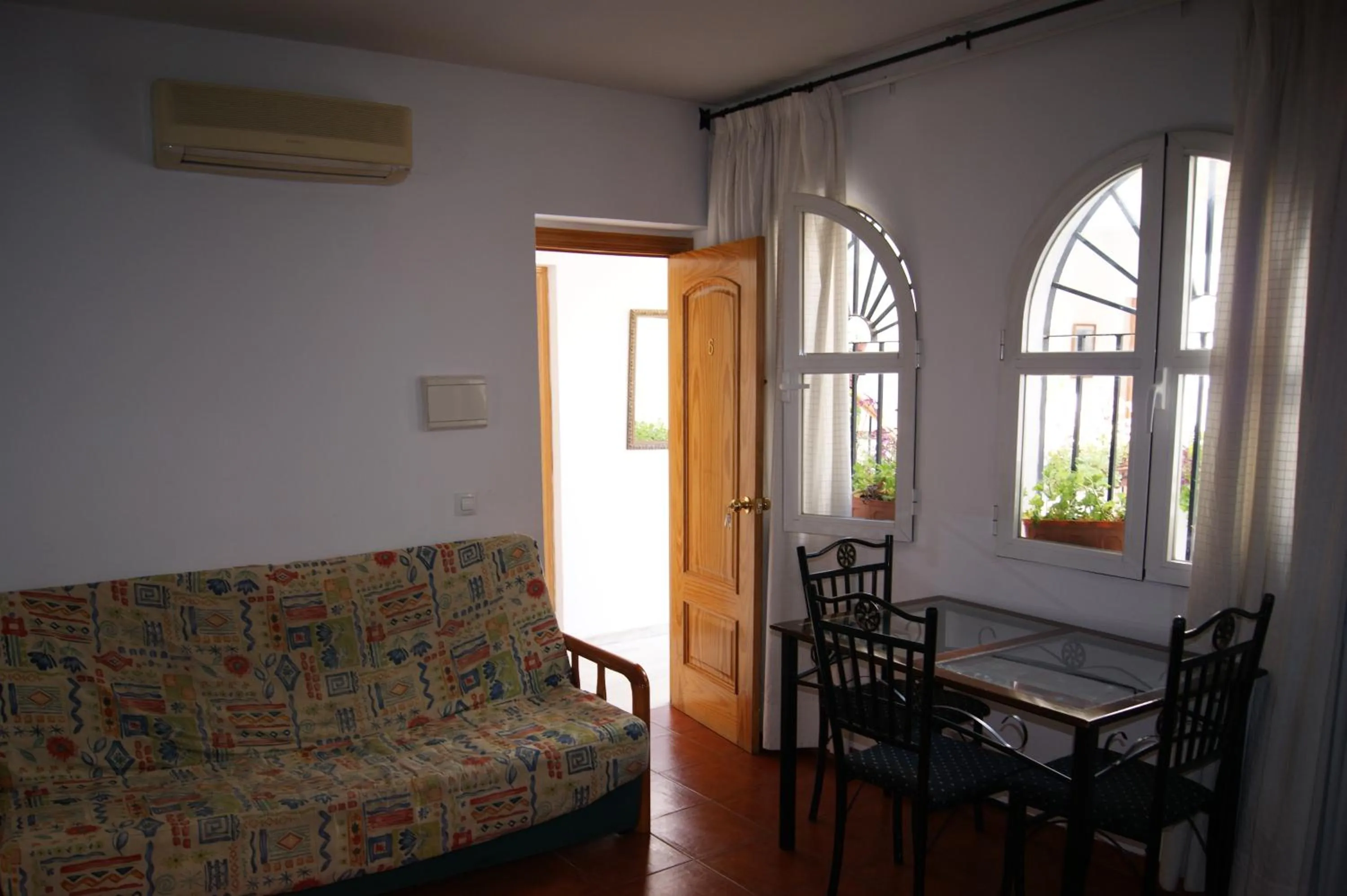 Bathroom in Hostal Alcazar I