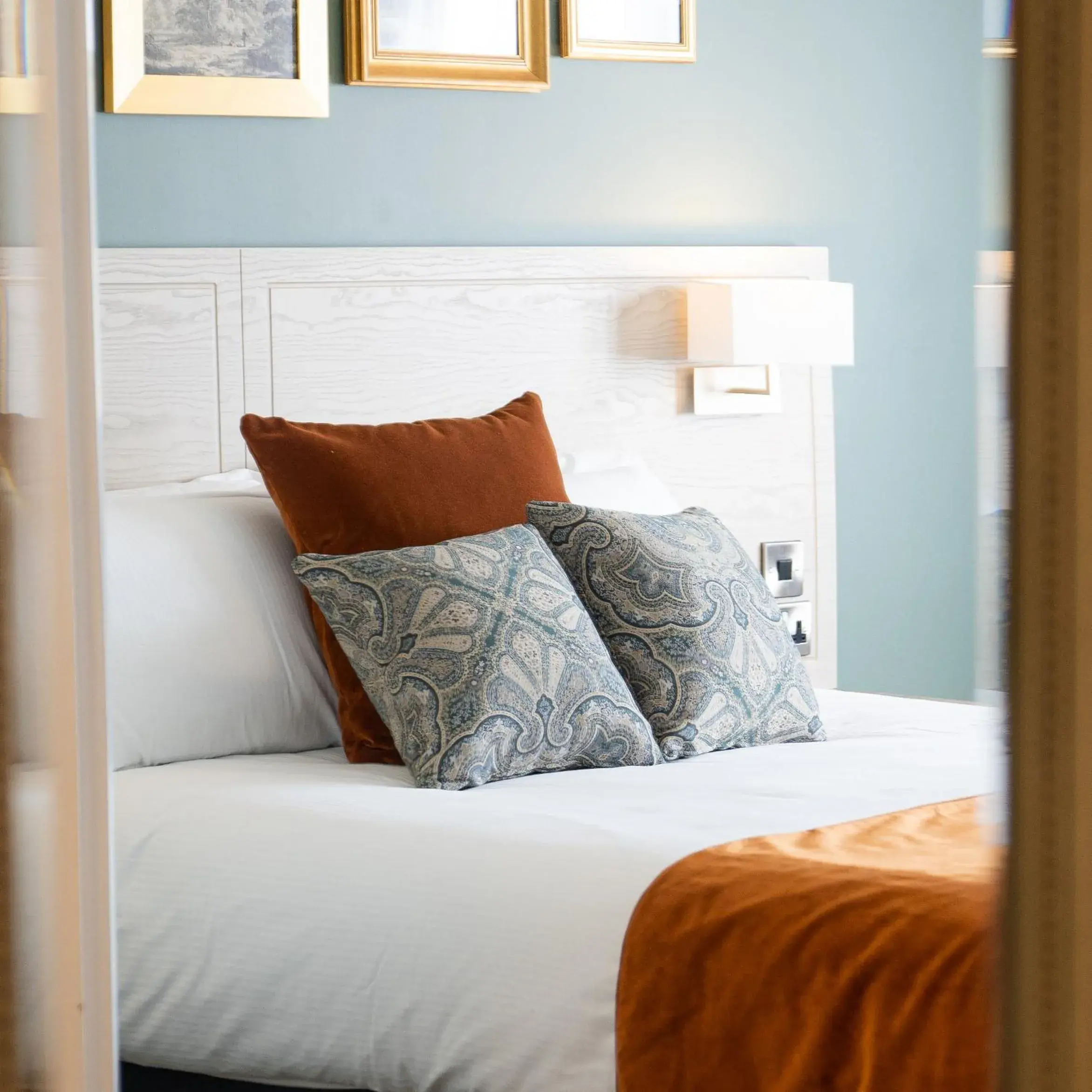 Bed in Spread Eagle, Gailey by Marston's Inns Bed in Spread Eagle, Gailey by Marston's Inns