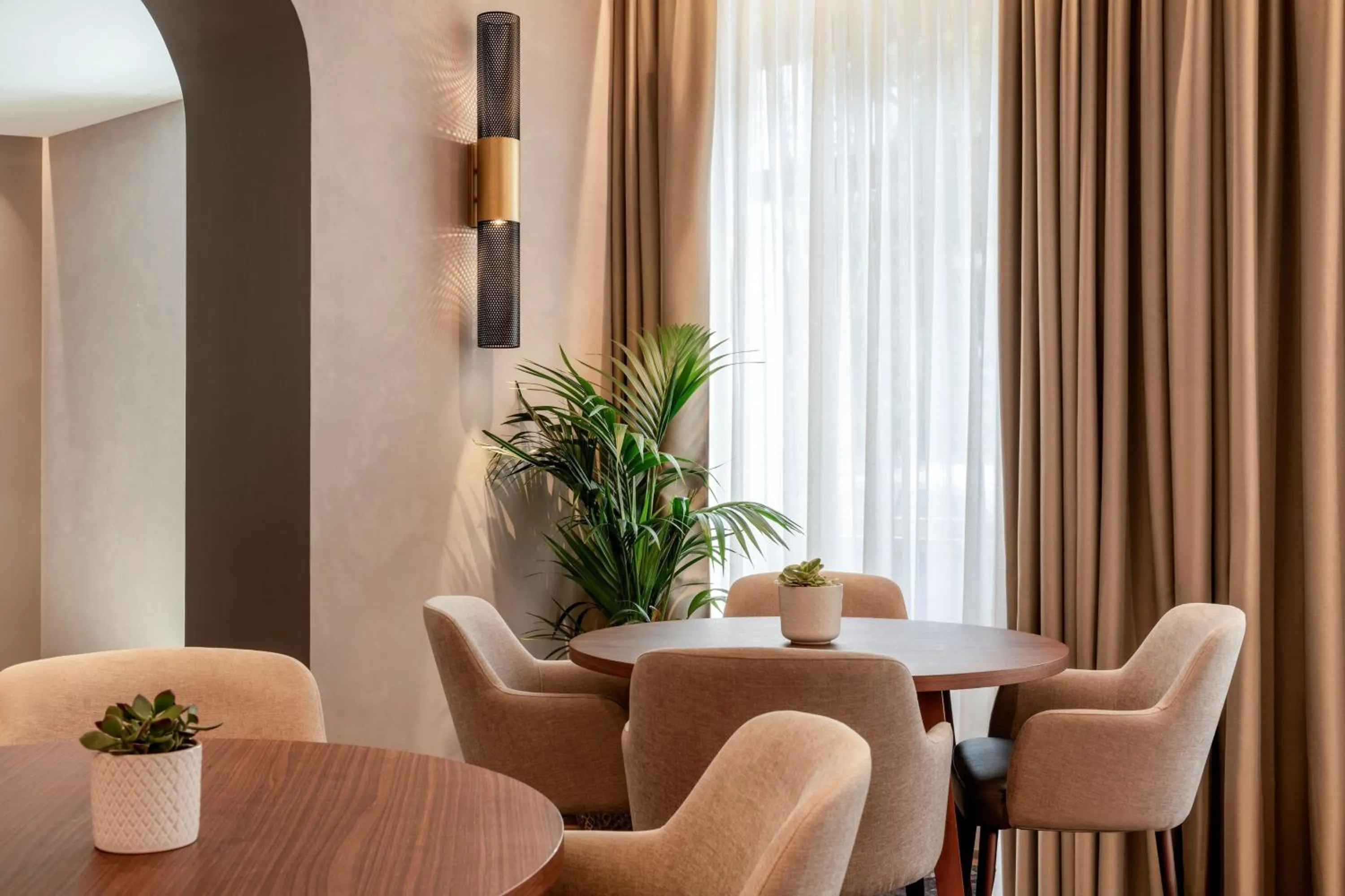 Lounge or bar in AC Hotel by Marriott Clodio Roma