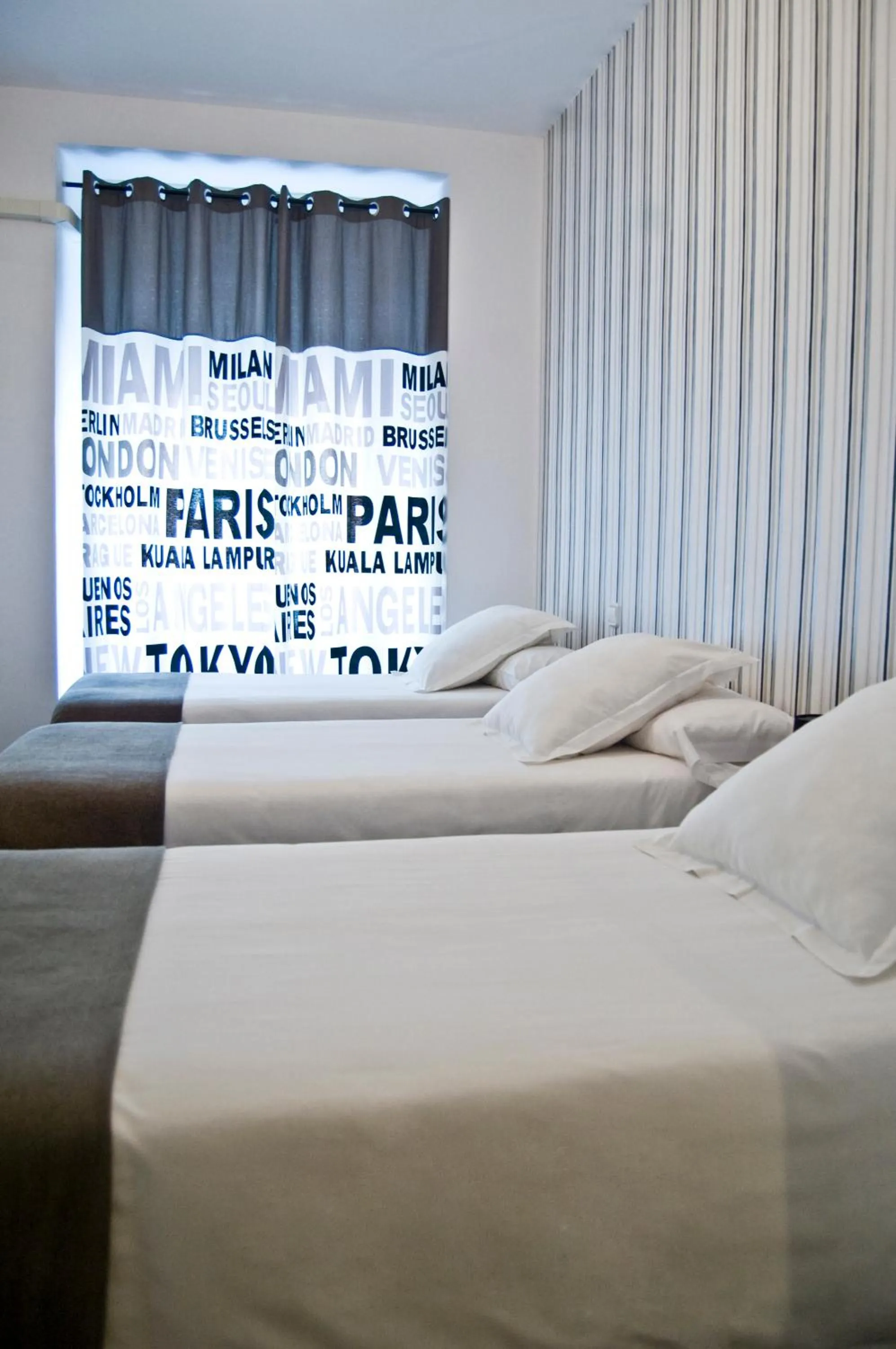 Bed in Hostal Gala Madrid