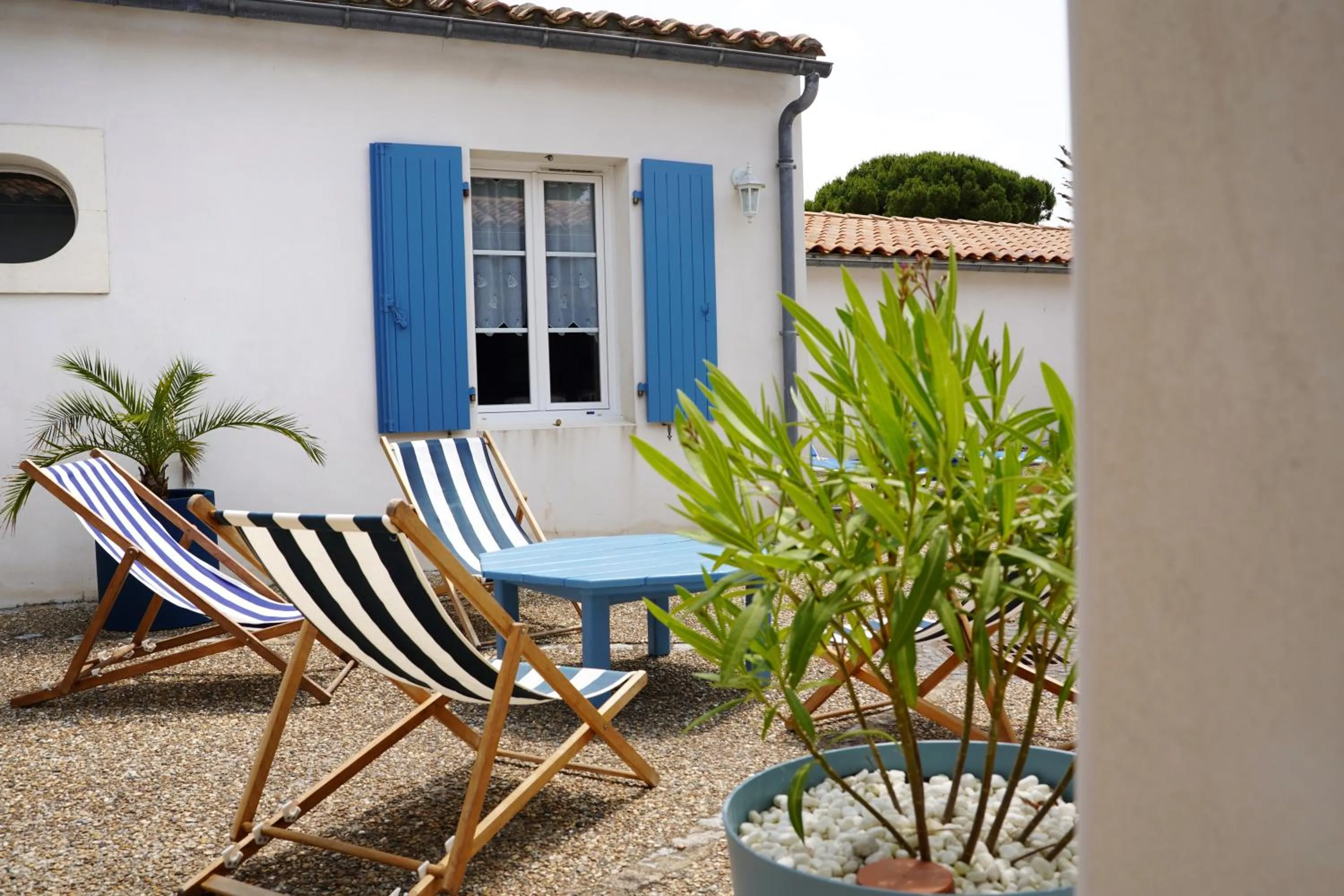 Patio in Le Figuier