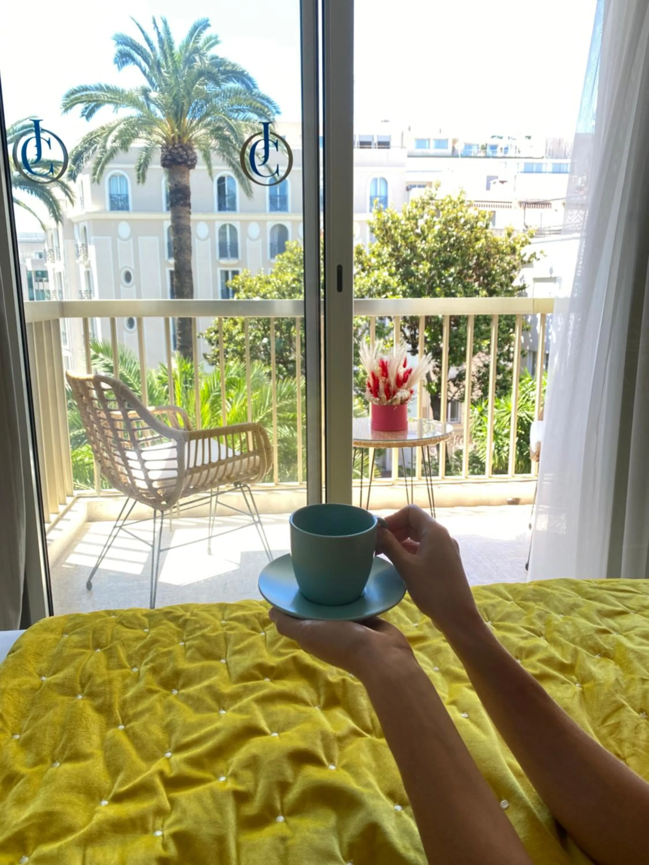 Bed in Hôtel Jardin Croisette
