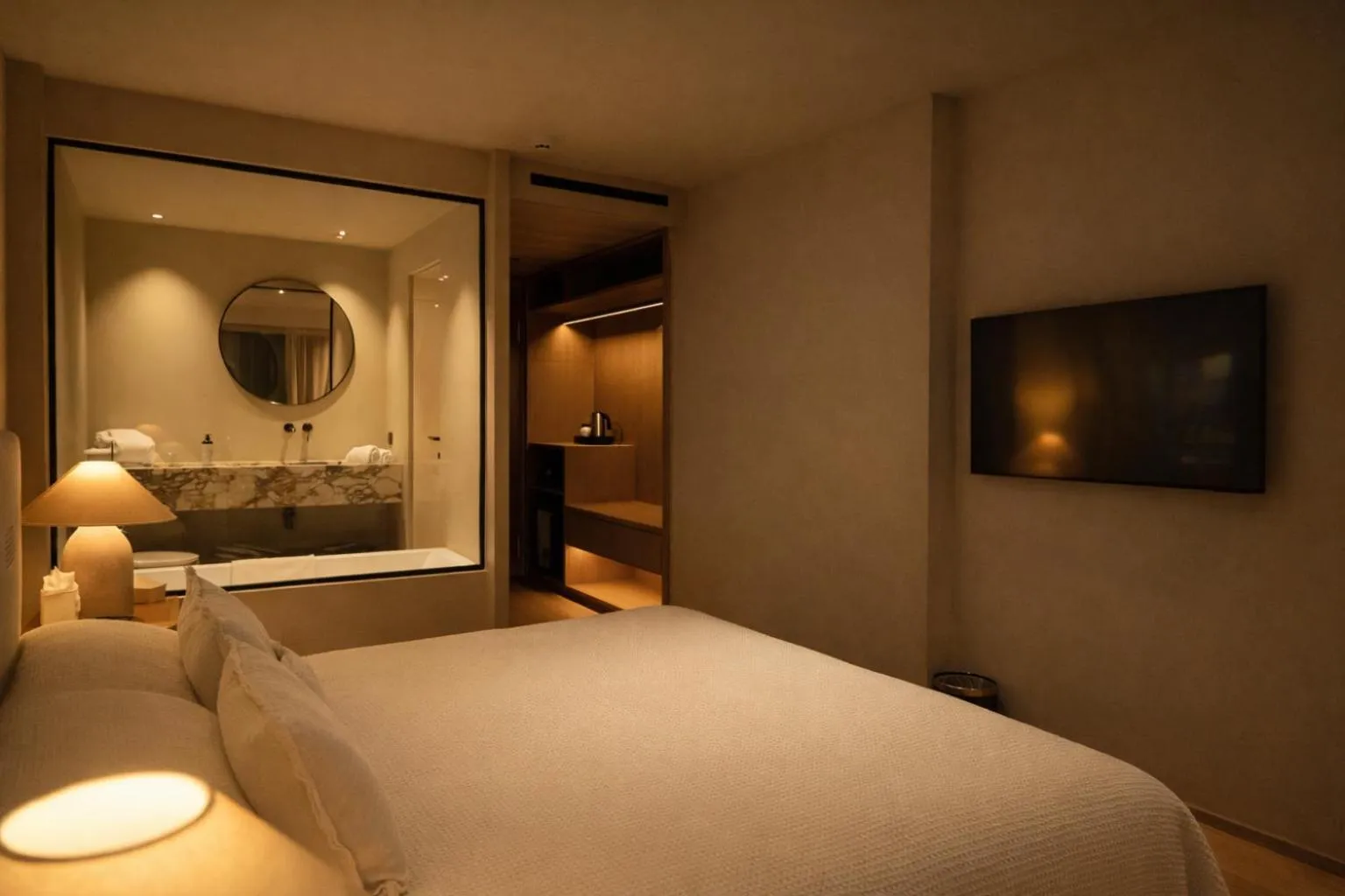 Bed in Hôtel Le Versailles