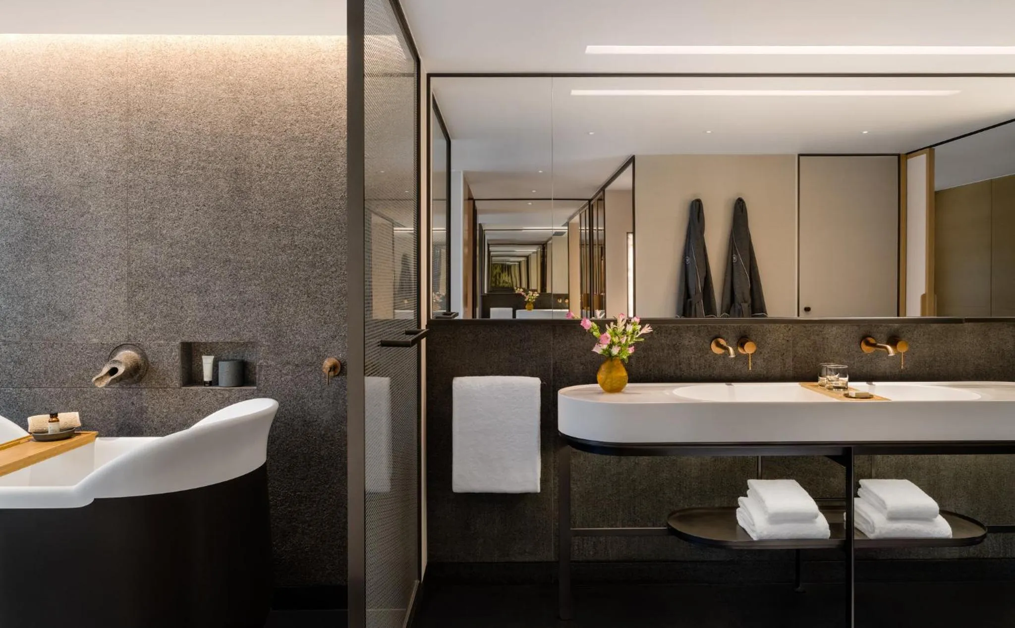 Photo of the whole room in Regent Hong Kong