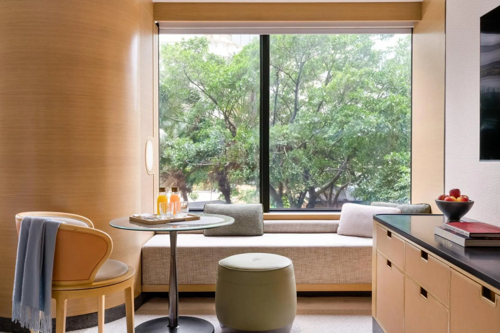 Photo of the whole room in Regent Hong Kong