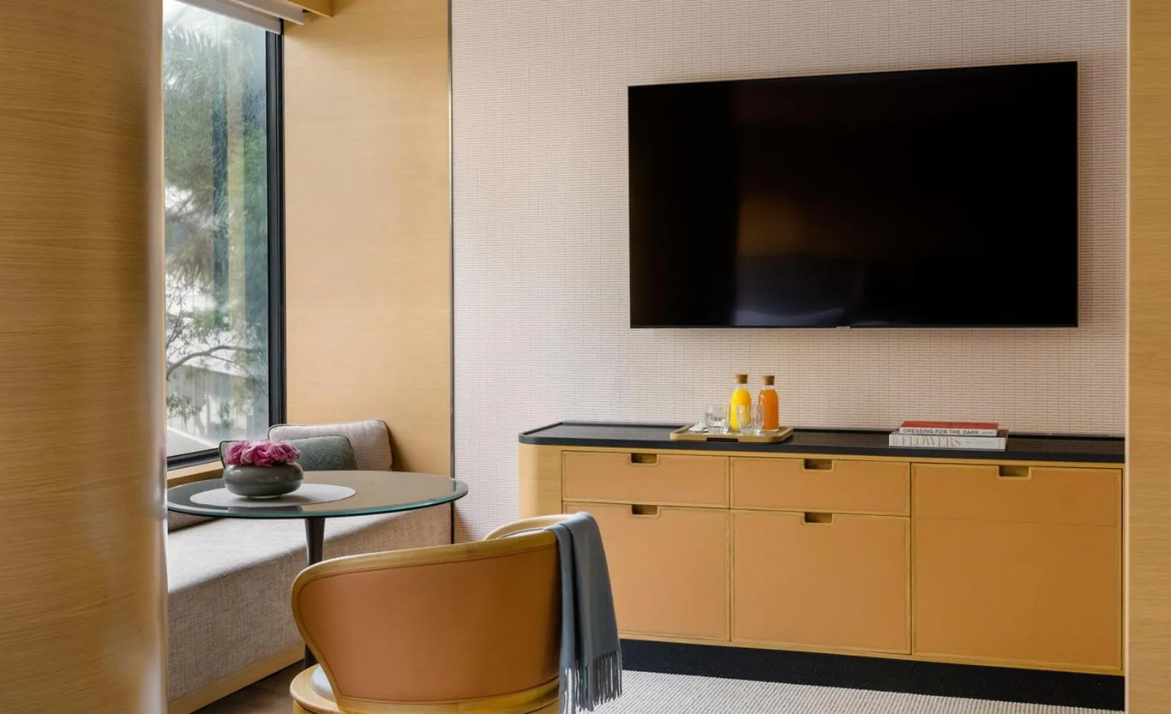 Photo of the whole room in Regent Hong Kong