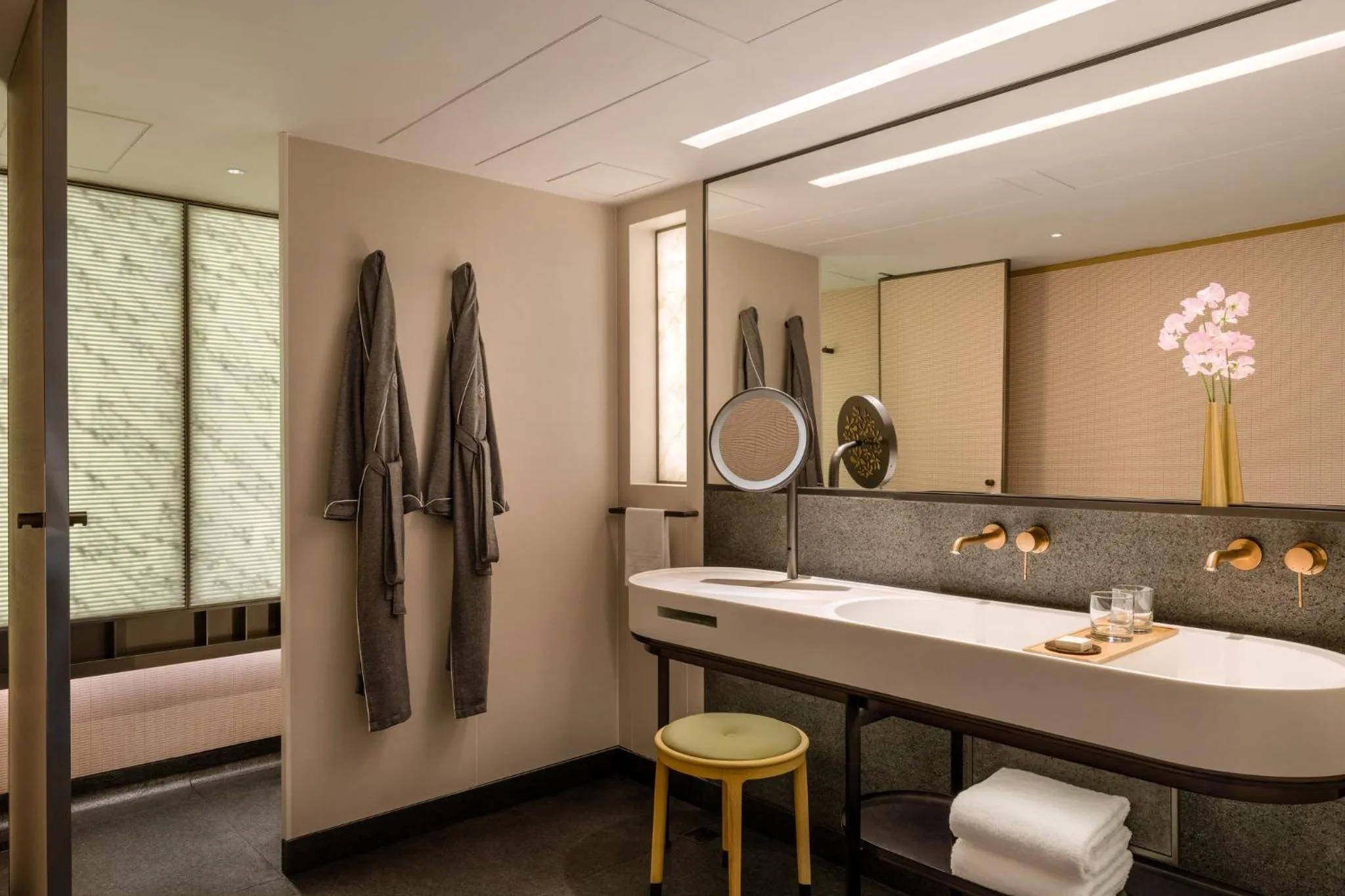 Bathroom in Regent Hong Kong