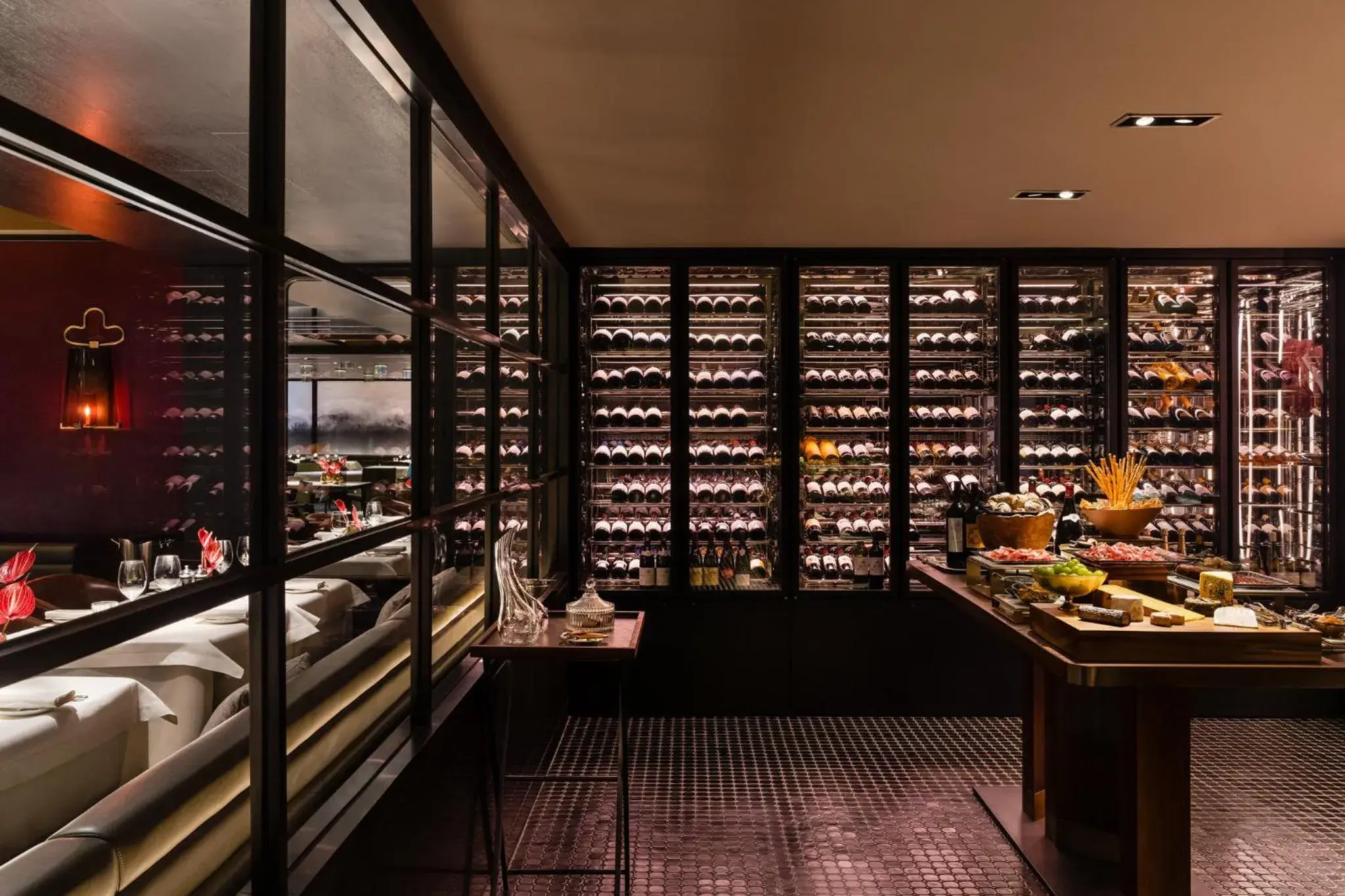 Restaurant/places to eat in Regent Hong Kong Restaurant/places to eat in Regent Hong Kong