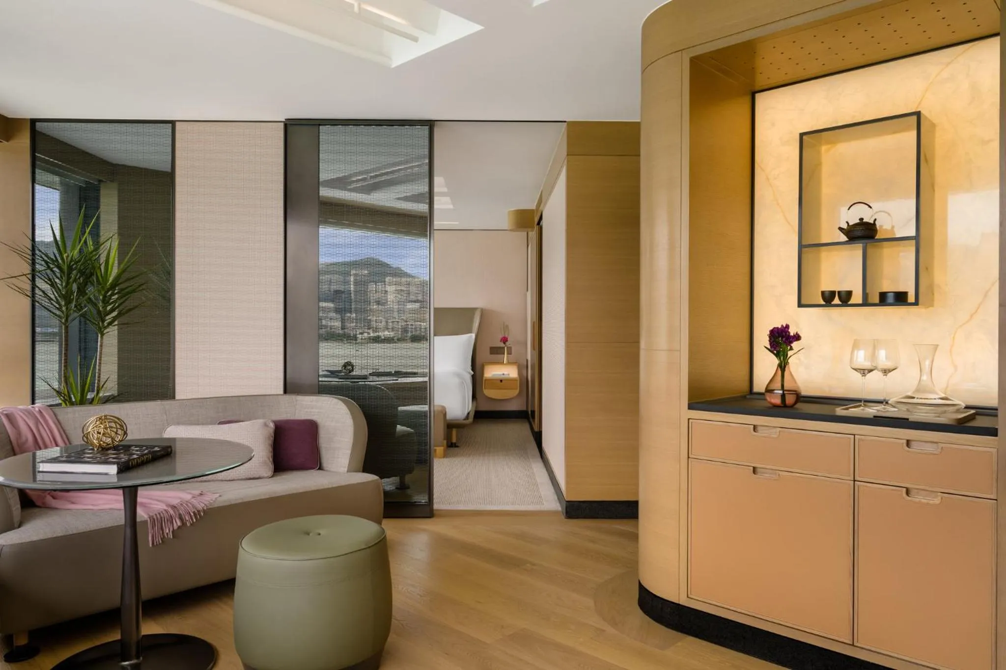 Photo of the whole room in Regent Hong Kong