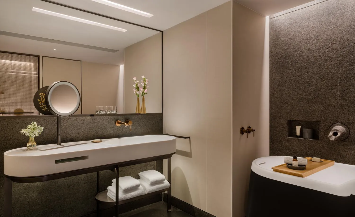 Bathroom in Regent Hong Kong