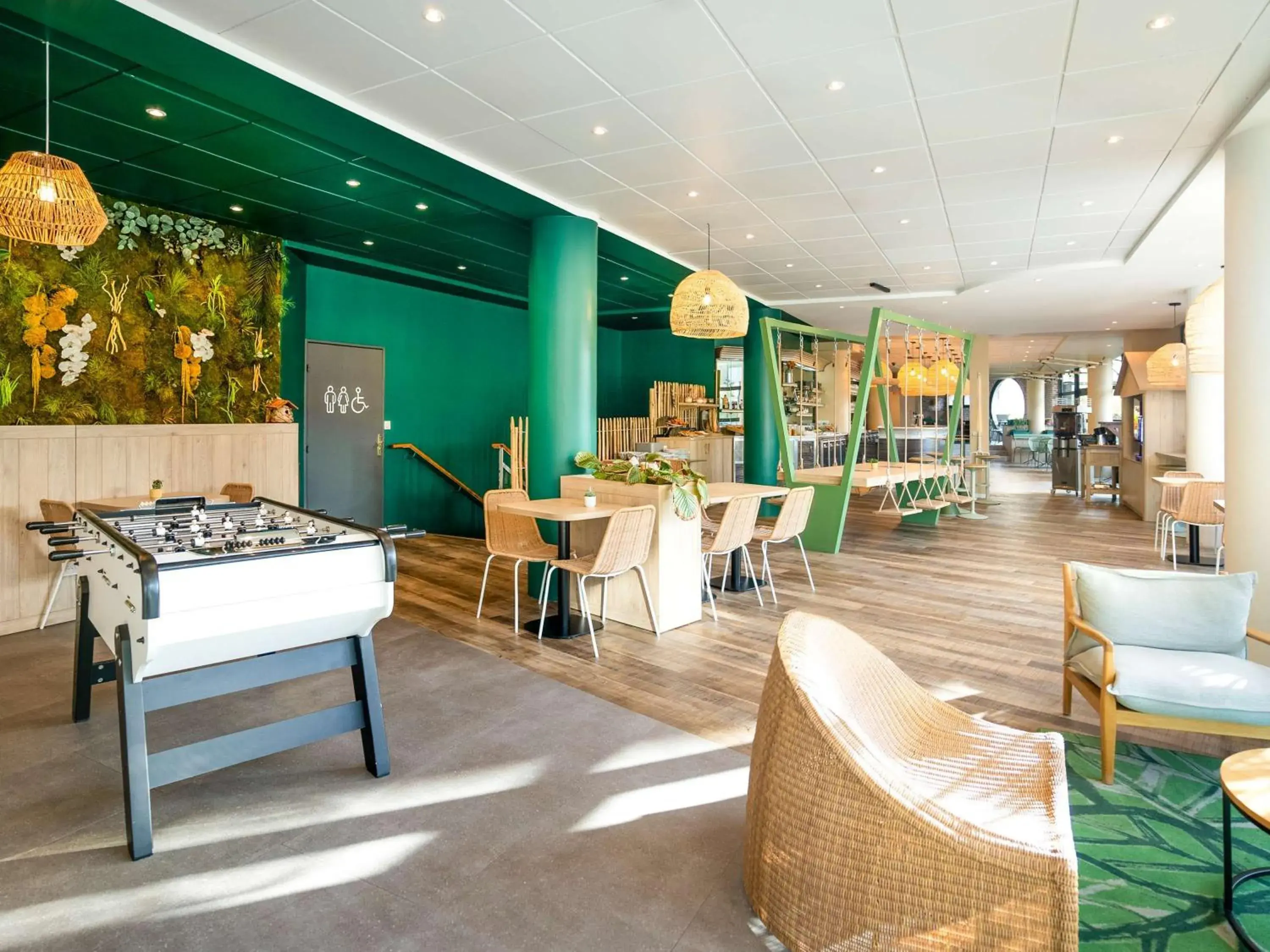 Property building in ibis Styles Chatenay Malabry Paris Sud Property building in ibis Styles Chatenay Malabry Paris Sud