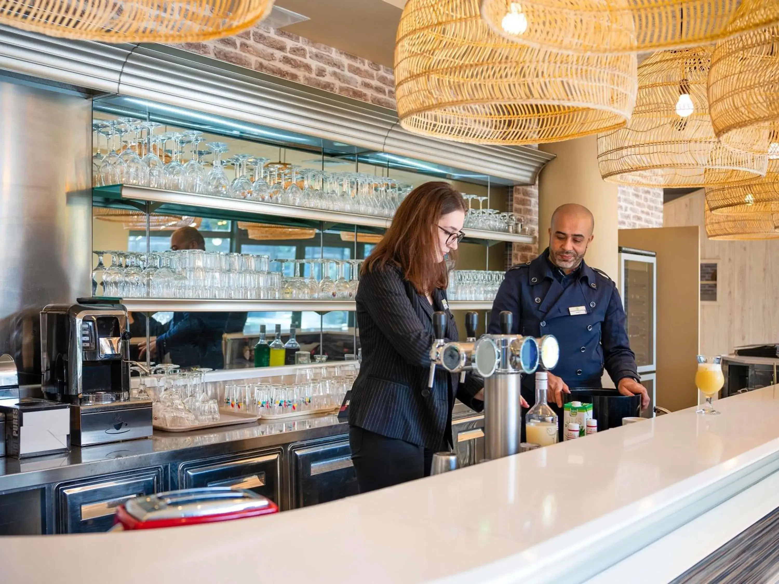 Lounge or bar in ibis Styles Chatenay Malabry Paris Sud Lounge or bar in ibis Styles Chatenay Malabry Paris Sud