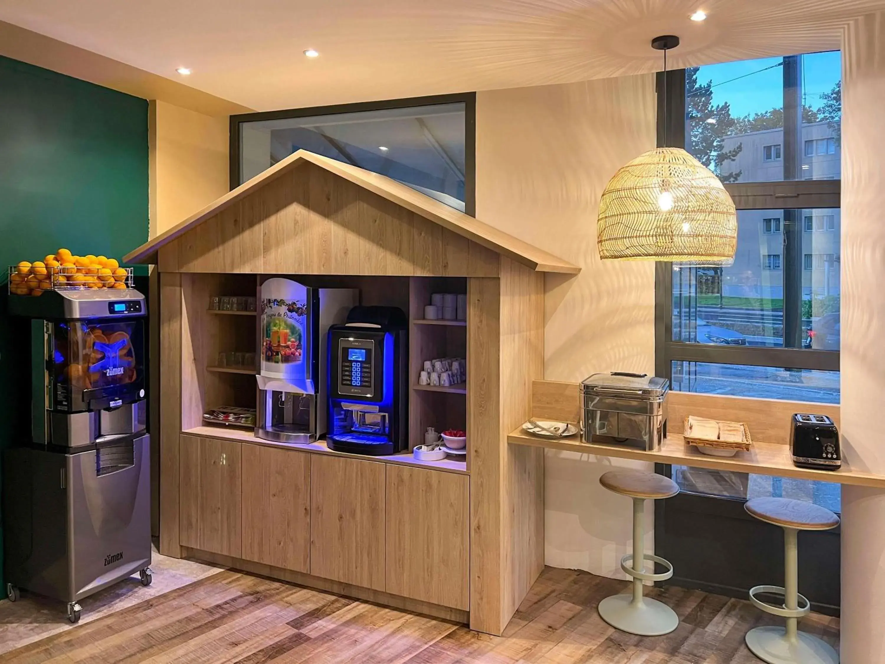 Property building in ibis Styles Chatenay Malabry Paris Sud Property building in ibis Styles Chatenay Malabry Paris Sud