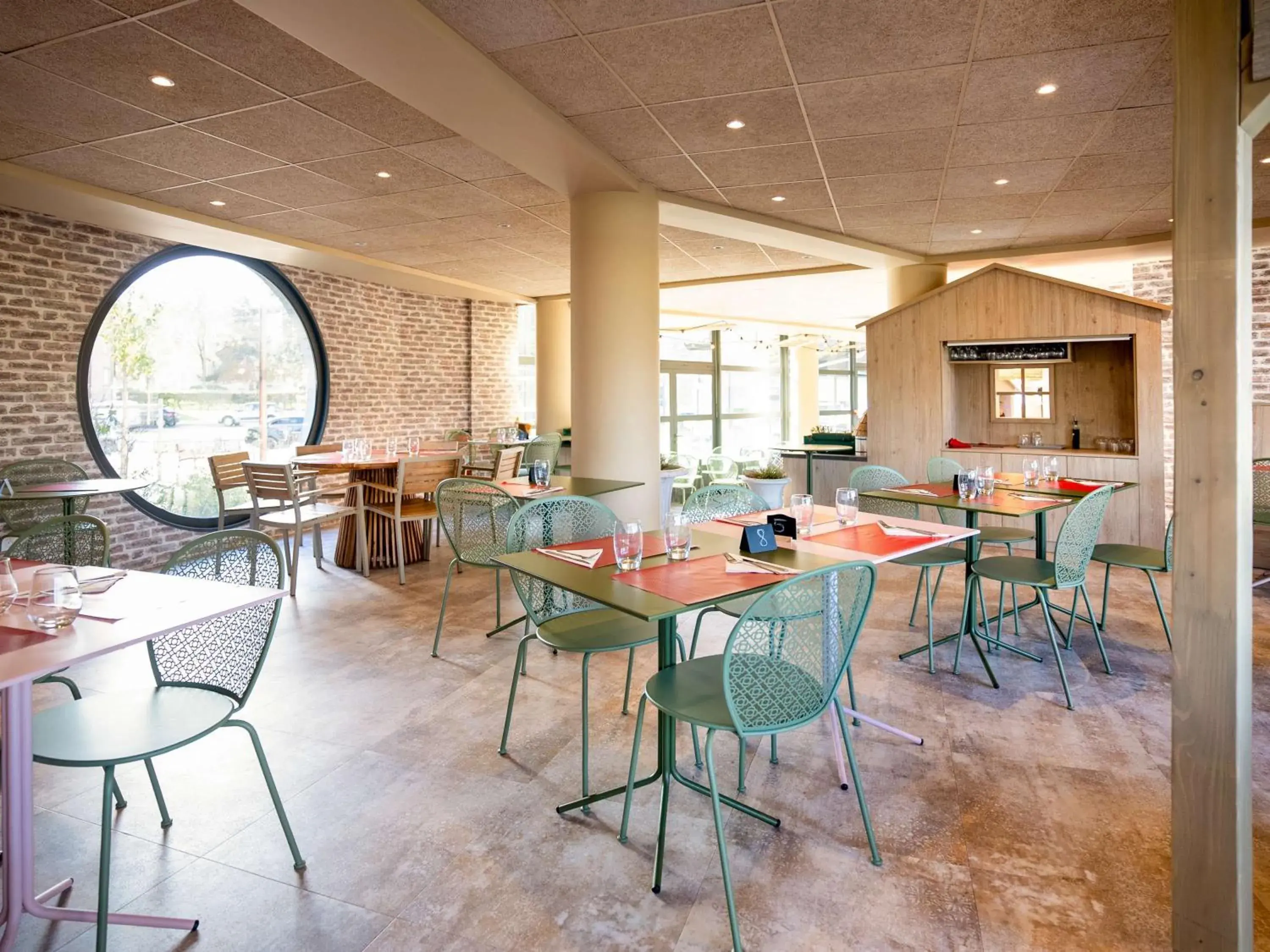 Restaurant/places to eat in ibis Styles Chatenay Malabry Paris Sud Restaurant/places to eat in ibis Styles Chatenay Malabry Paris Sud