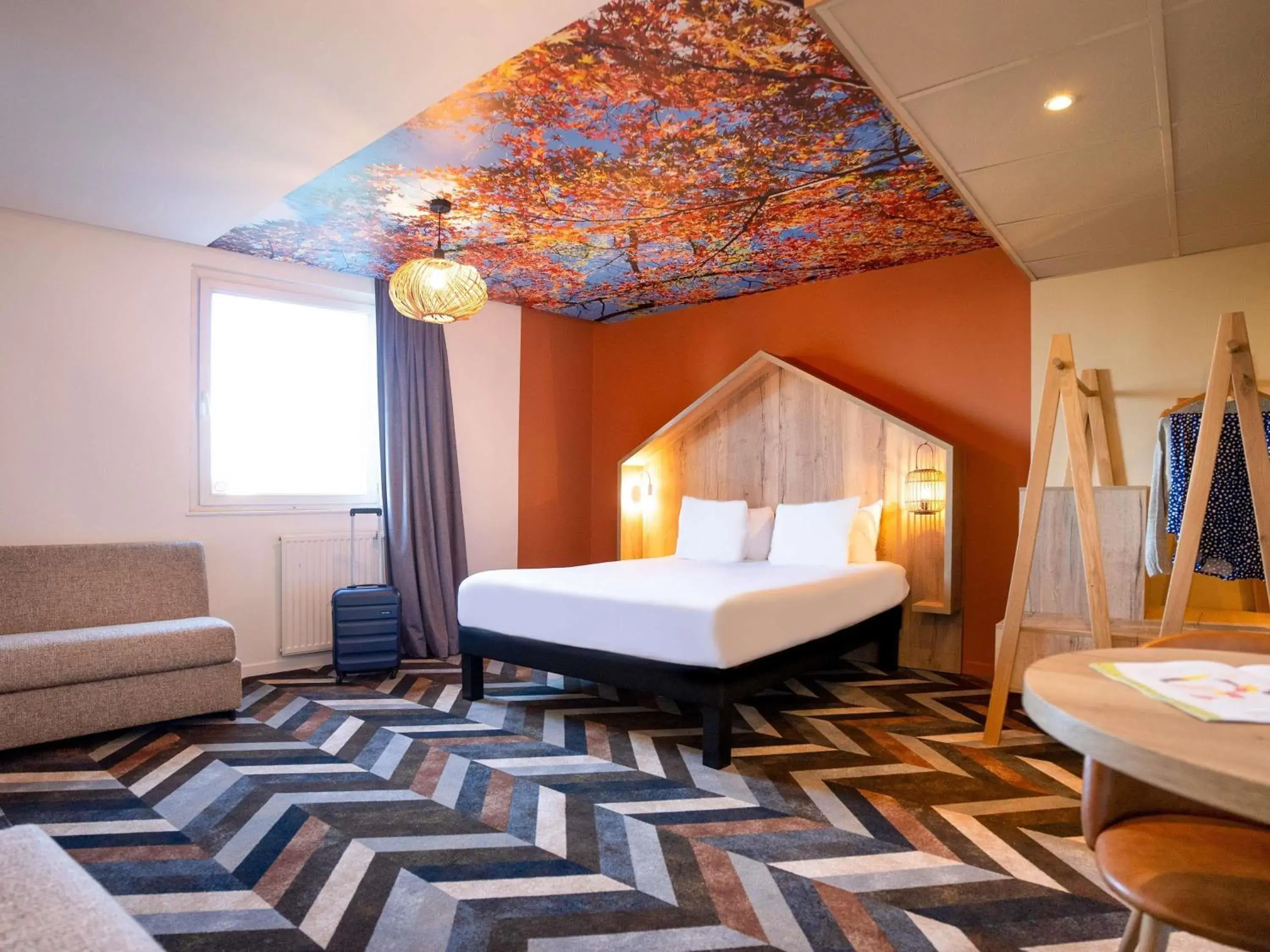 Bedroom, Bed in ibis Styles Chatenay Malabry Paris Sud Bedroom, Bed in ibis Styles Chatenay Malabry Paris Sud