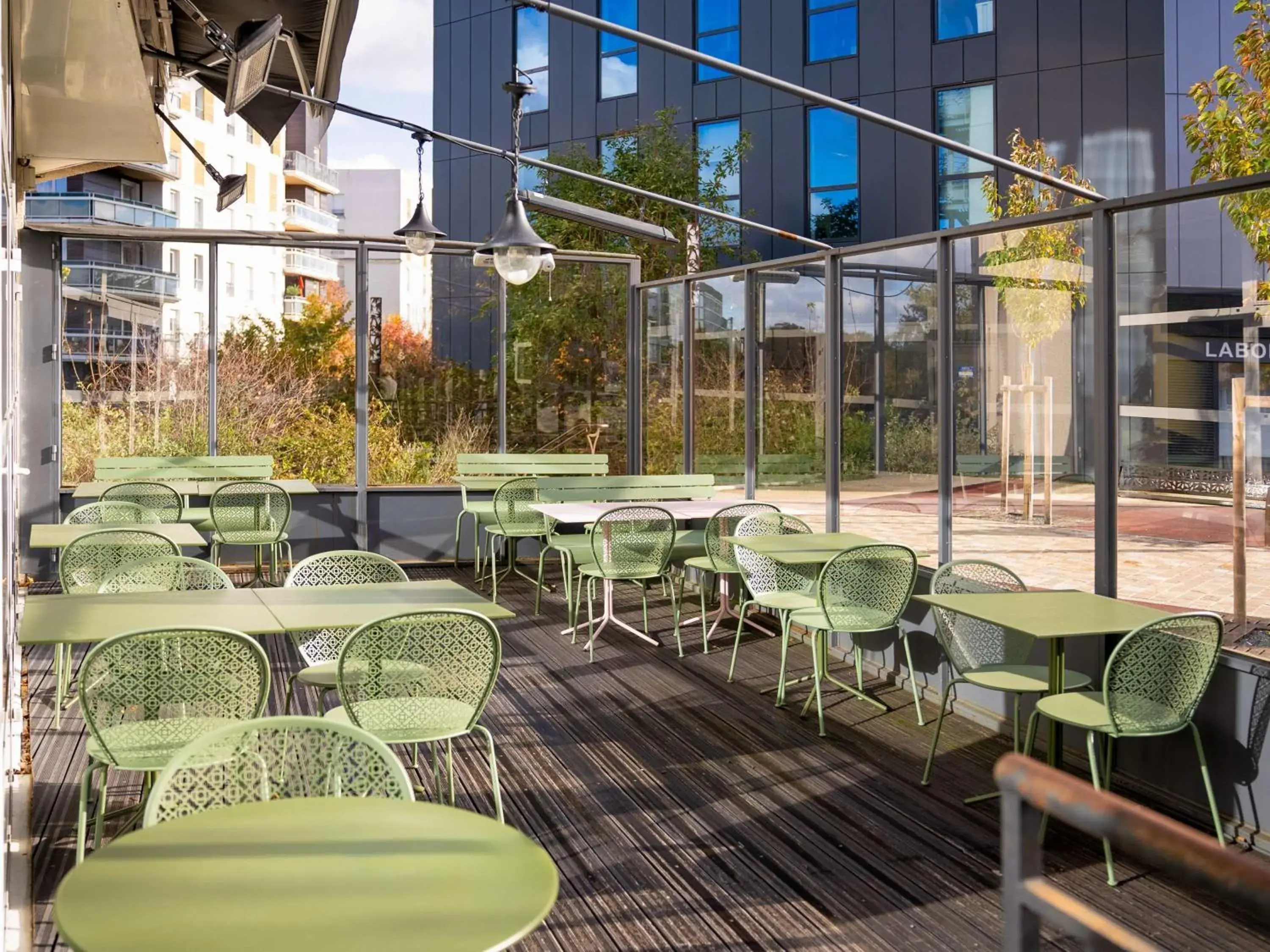 Restaurant/places to eat in ibis Styles Chatenay Malabry Paris Sud Restaurant/places to eat in ibis Styles Chatenay Malabry Paris Sud