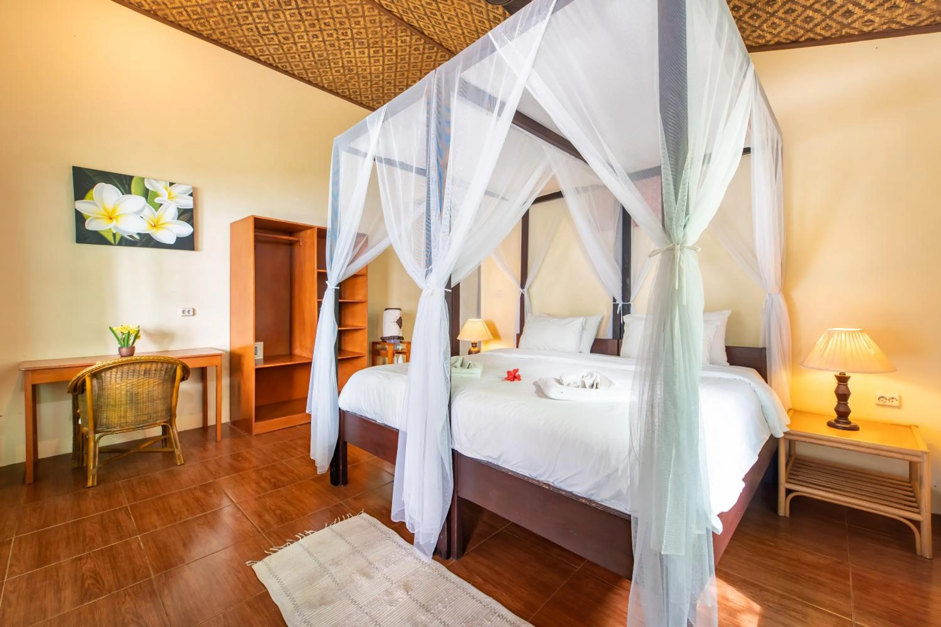 Bedroom, Bed in Murex Bangka Dive Resort