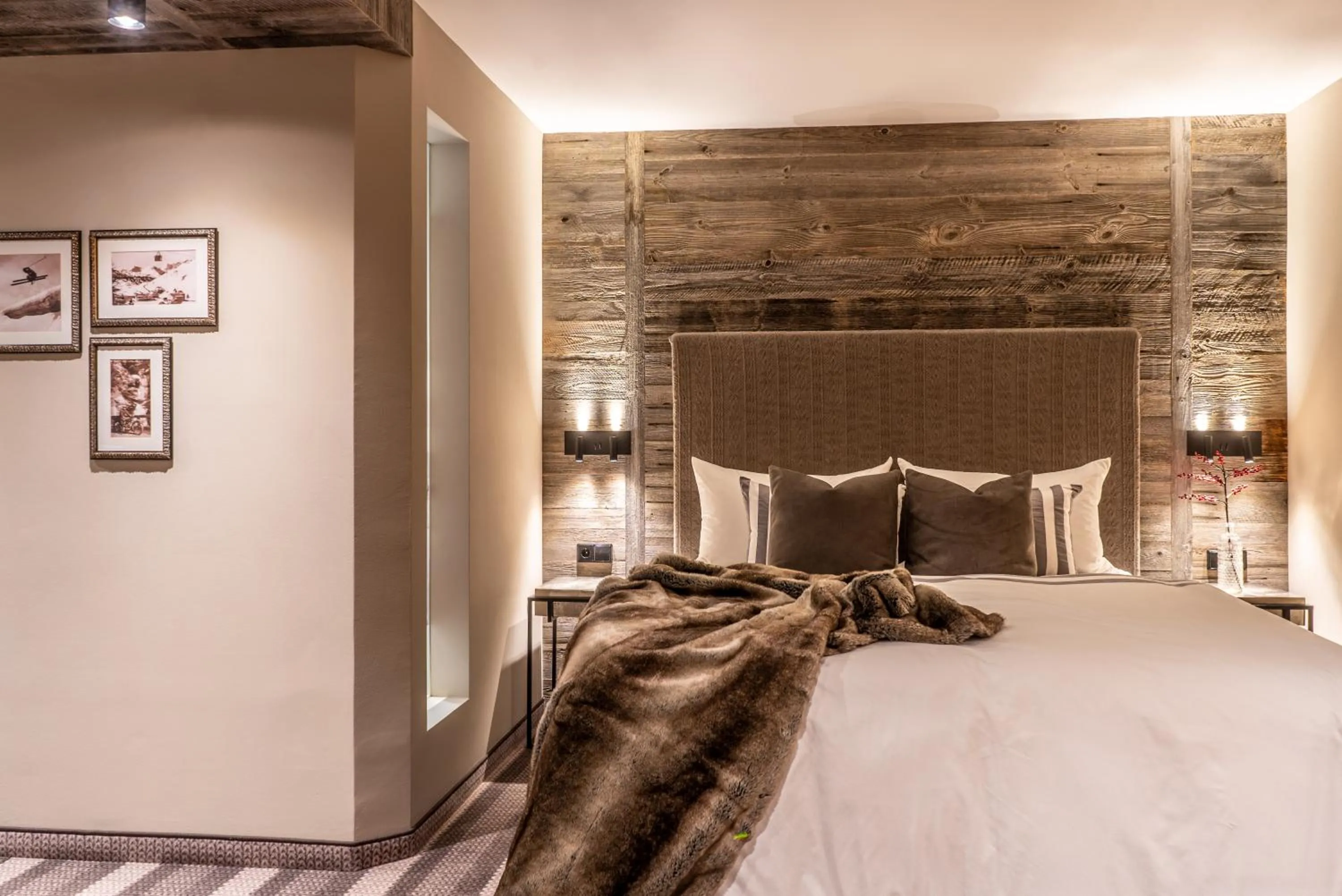 Bedroom, Bed in Das Kohlmayr Superior