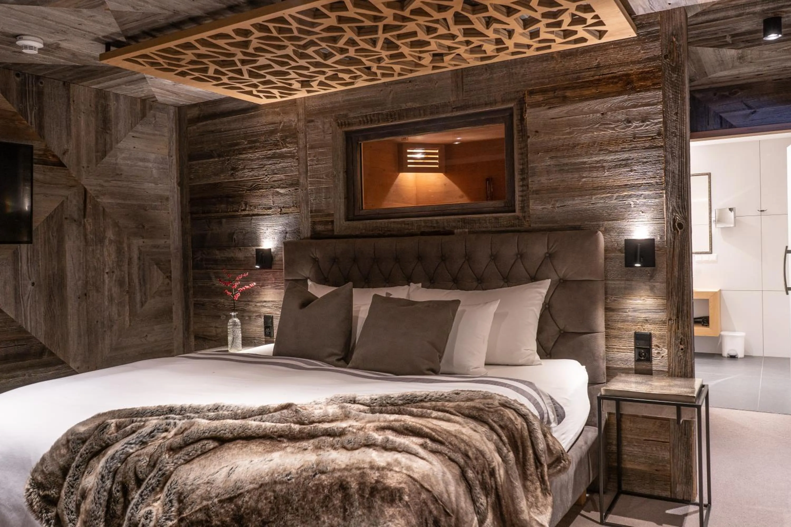 Bedroom, Bed in Das Kohlmayr Superior