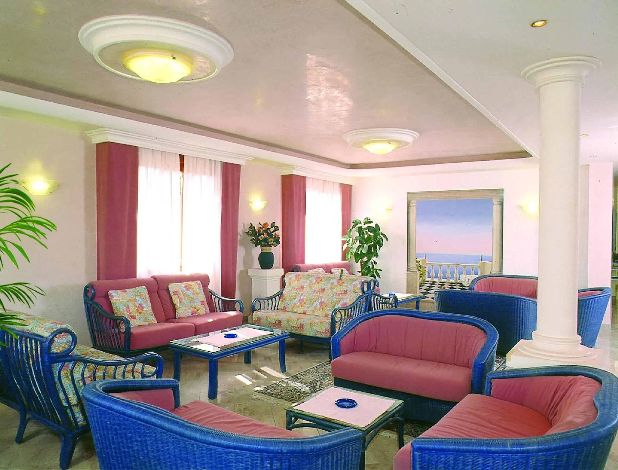Lounge or bar, Seating Area in Hotel Bertha Fronte Mare