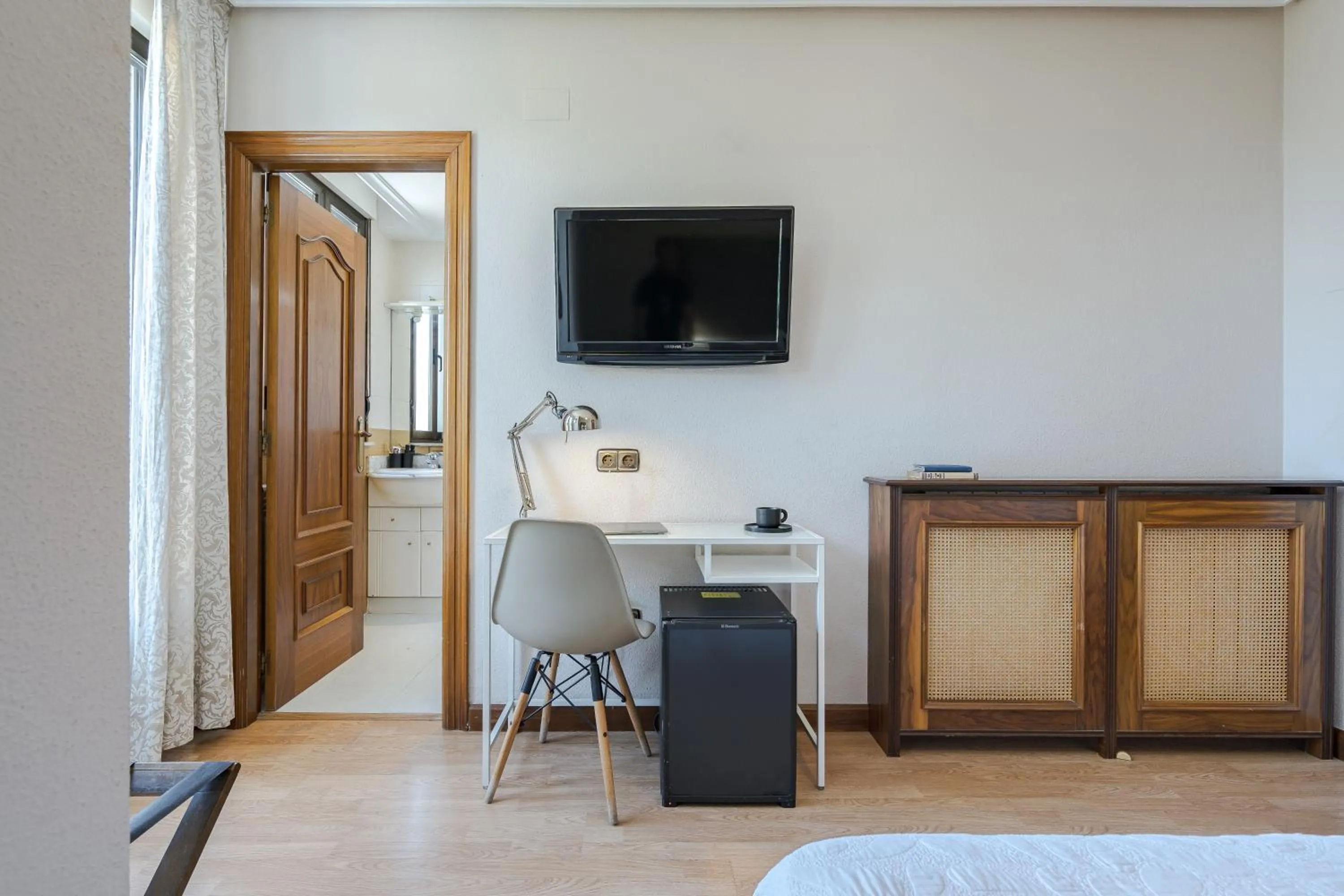 Bedroom, Bed in Hotel Eurowest