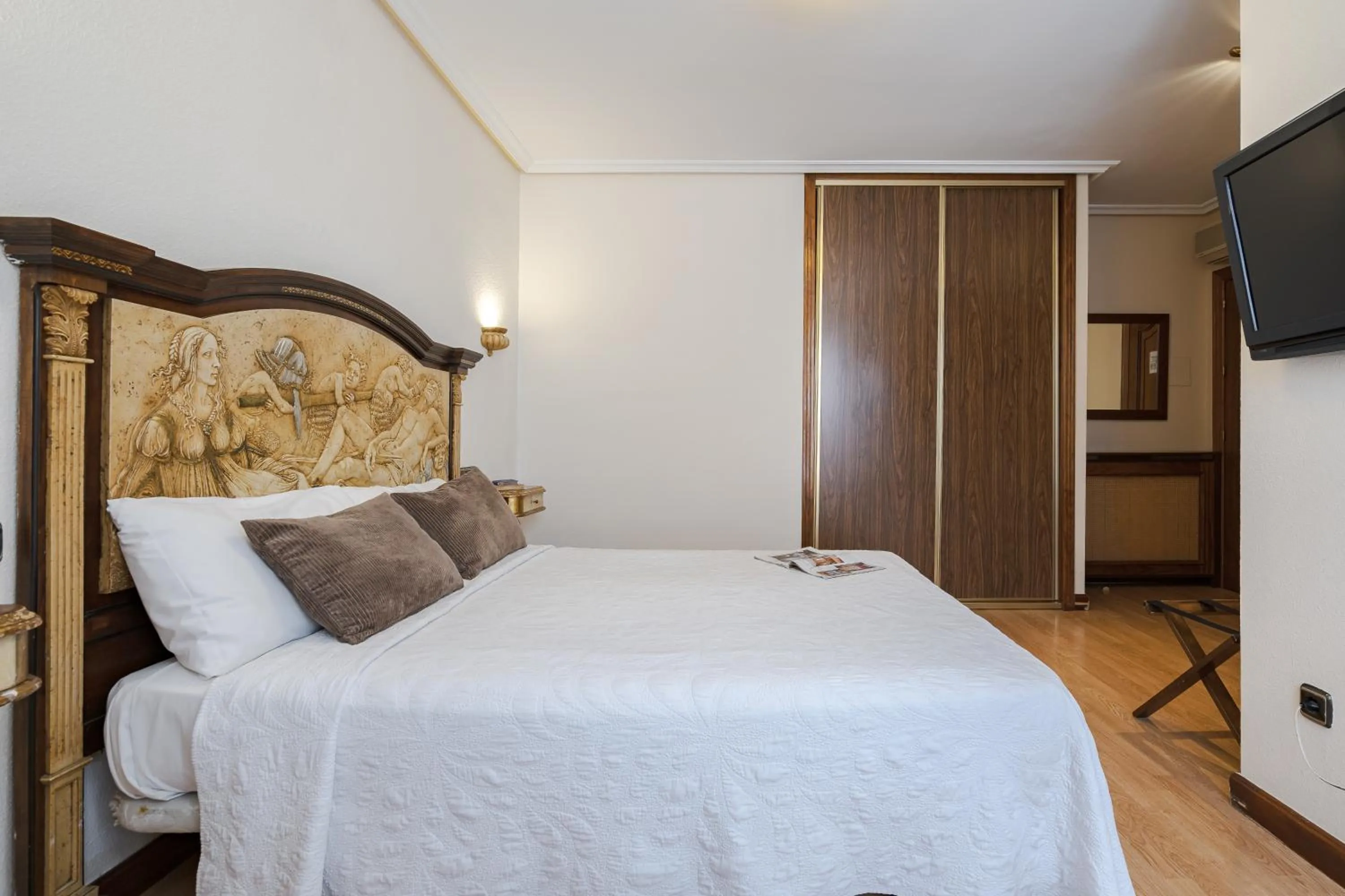 Bedroom, Bed in Hotel Eurowest