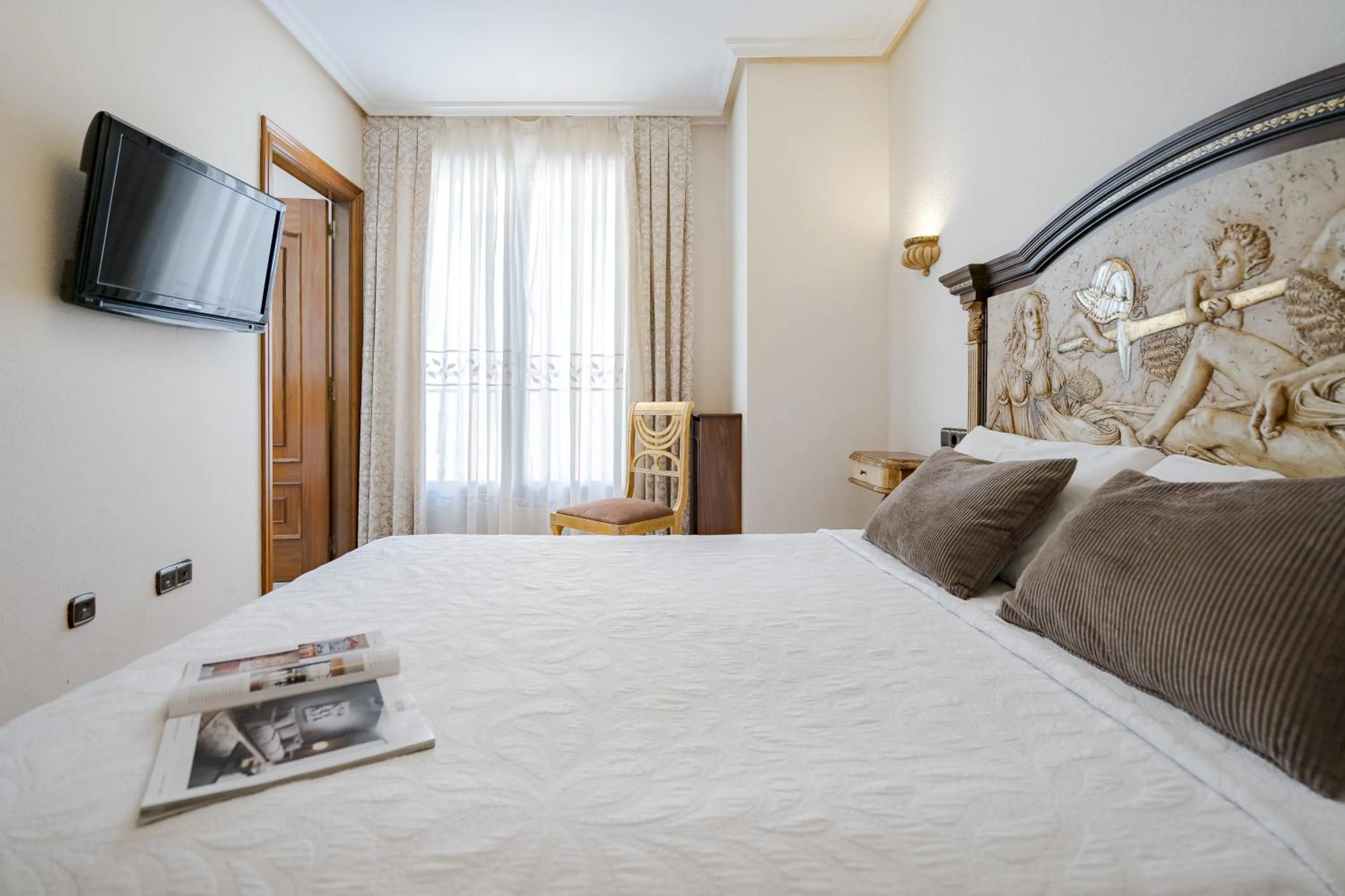 Bedroom, Bed in Hotel Eurowest