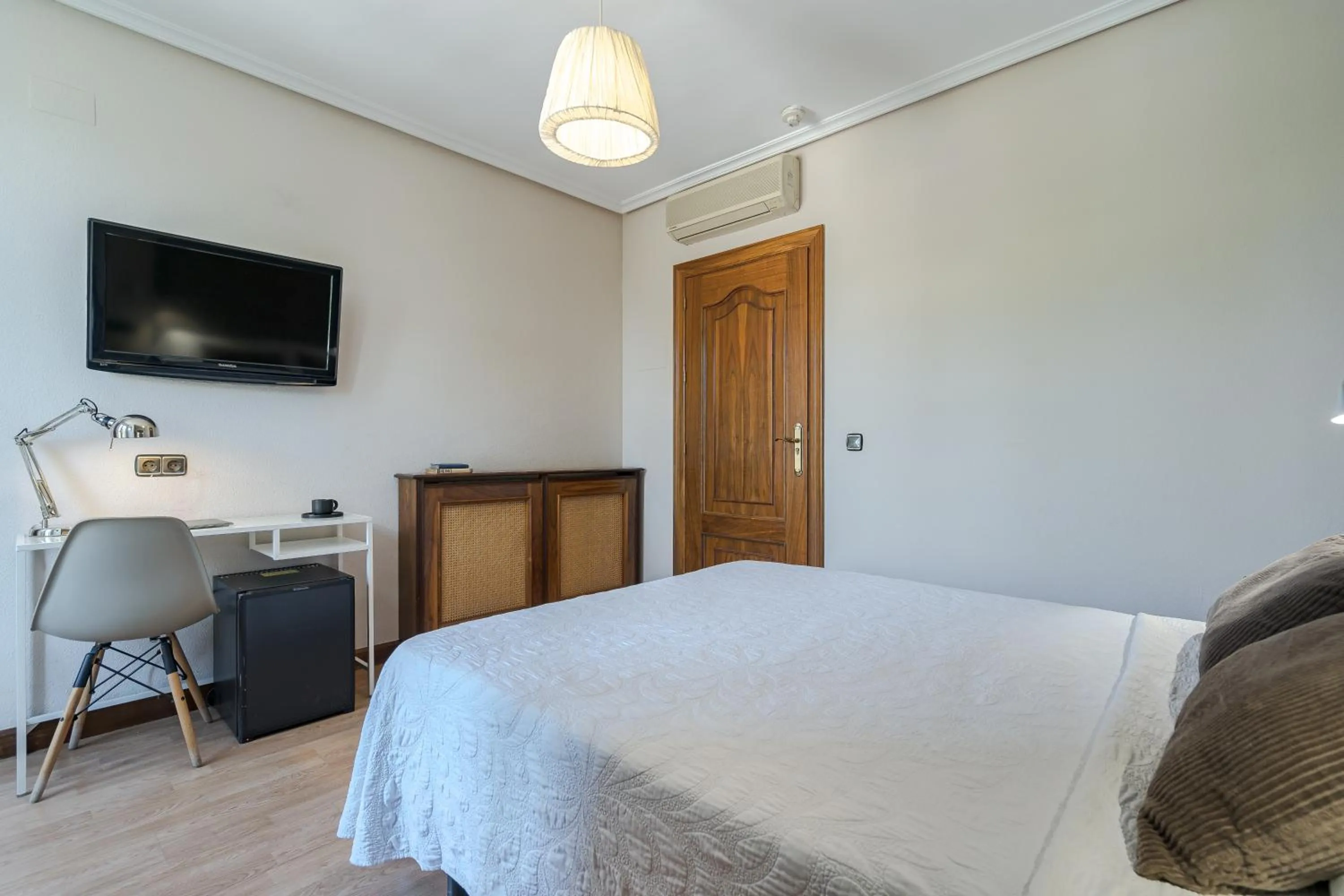 Bedroom, Bed in Hotel Eurowest