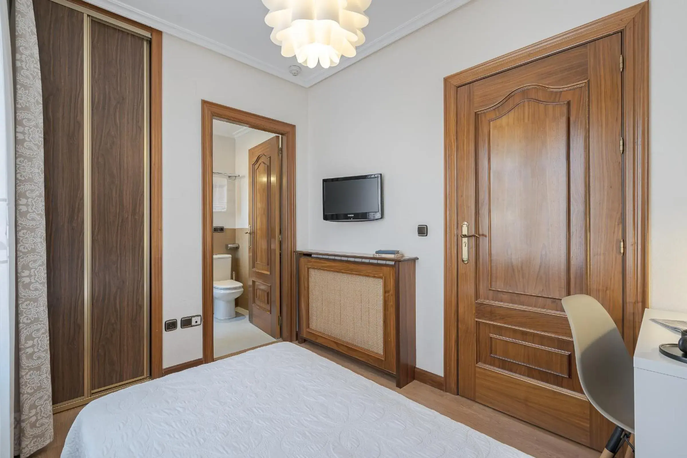 Bedroom, Bed in Hotel Eurowest Bedroom, Bed in Hotel Eurowest