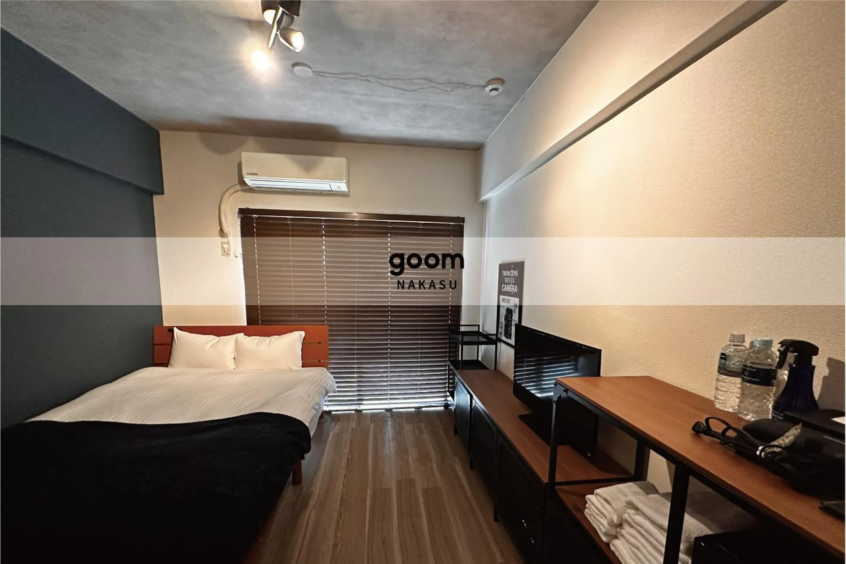 Photo of the whole room, Bed in goom Hotel Nakasu