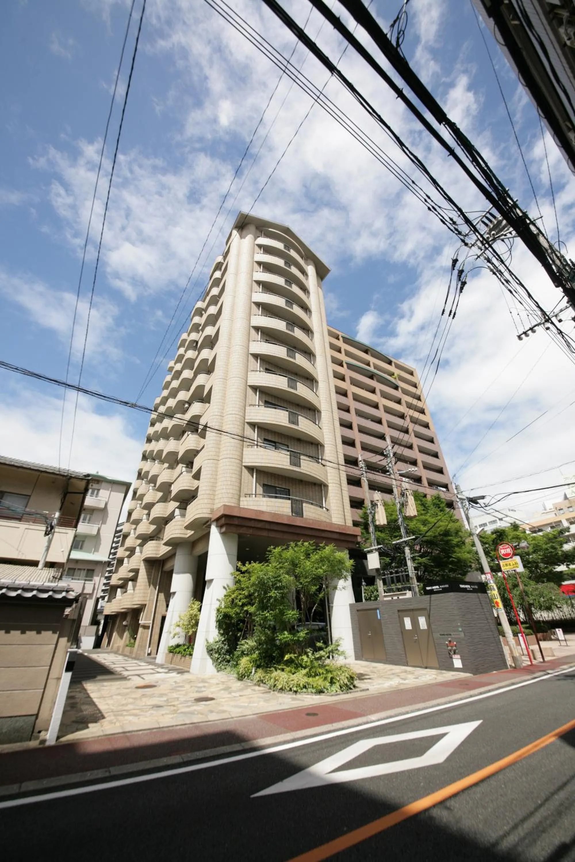 Facade/entrance in goom Hotel Nakasu