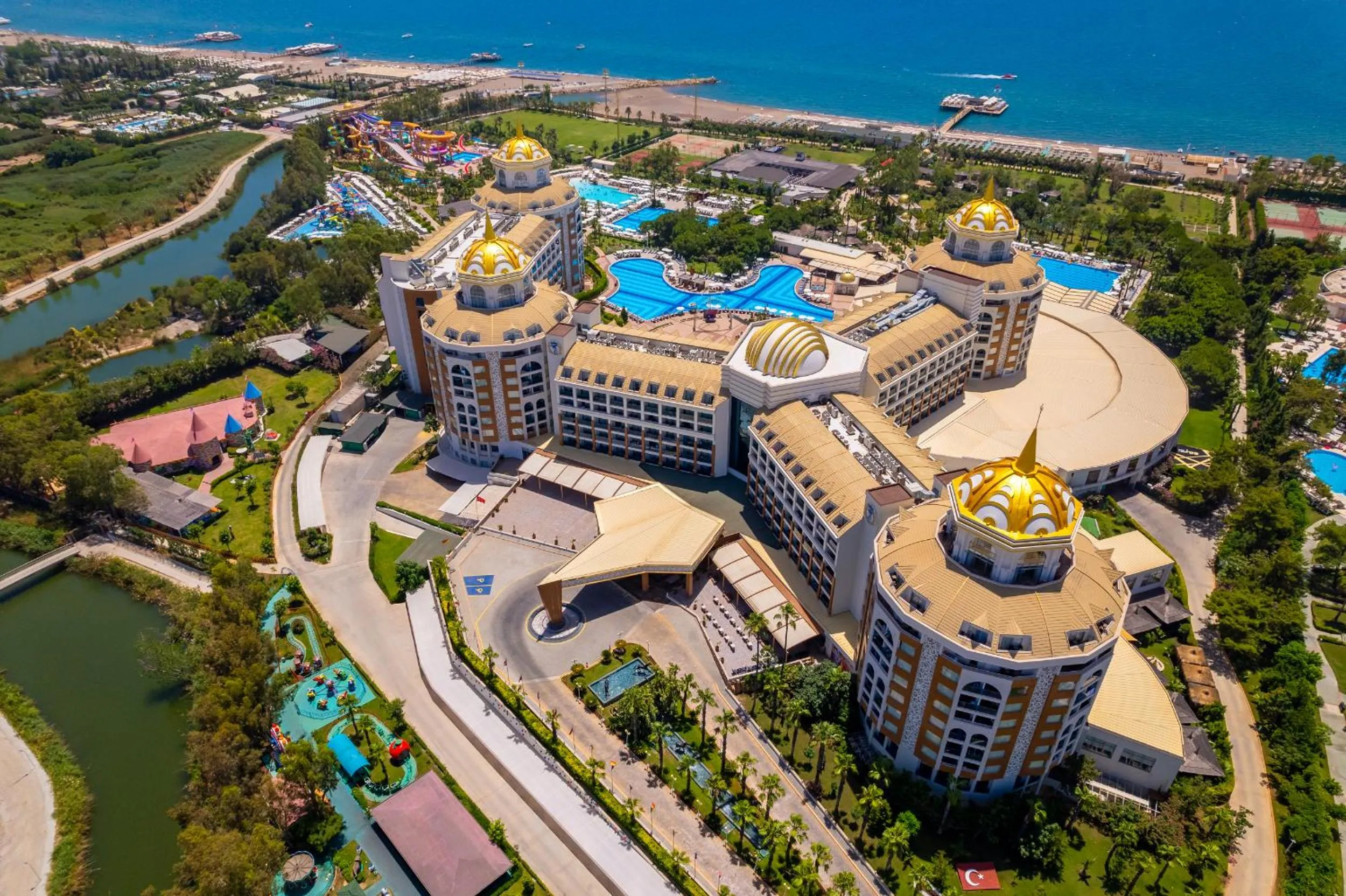 Property building in Delphin BE Grand Resort