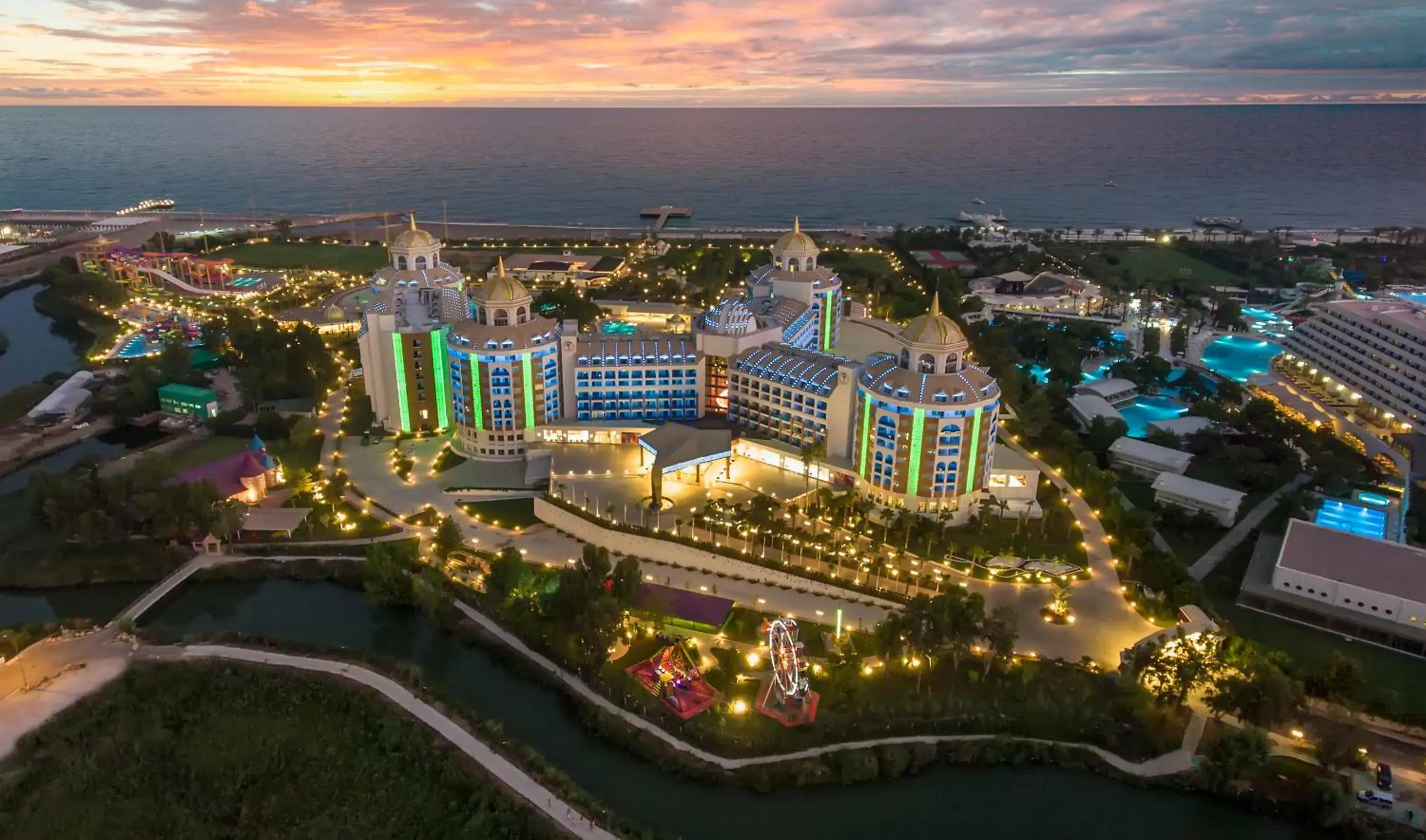 Property building, Bird's-eye View in Delphin BE Grand Resort