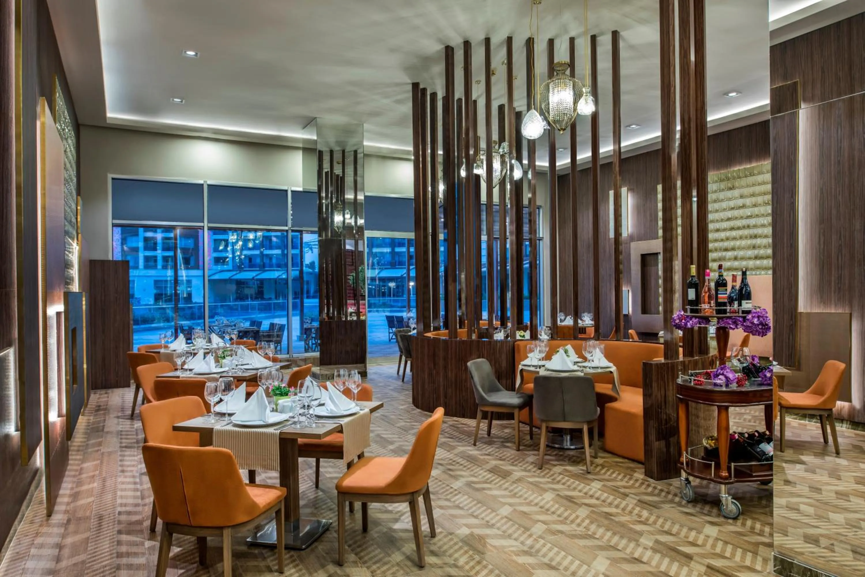 Restaurant/places to eat in Delphin BE Grand Resort