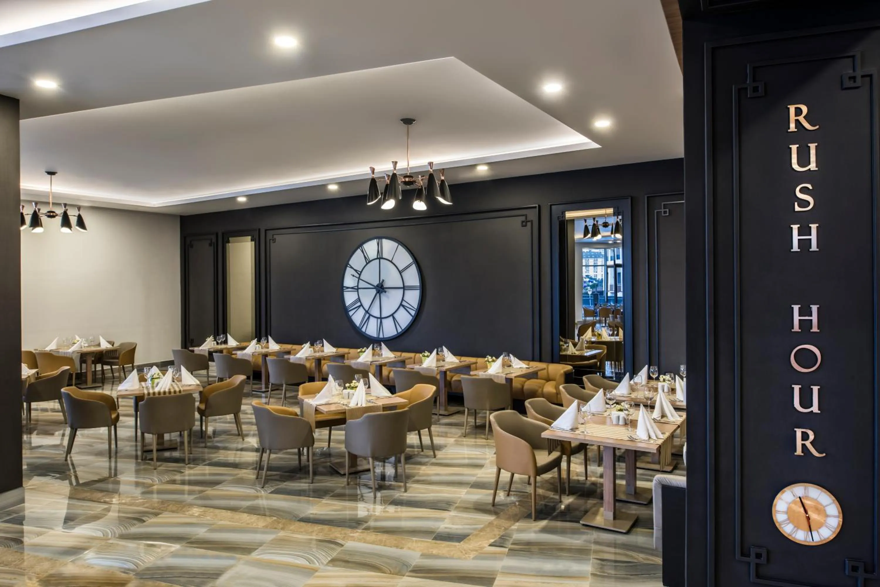 Restaurant/places to eat in Delphin BE Grand Resort