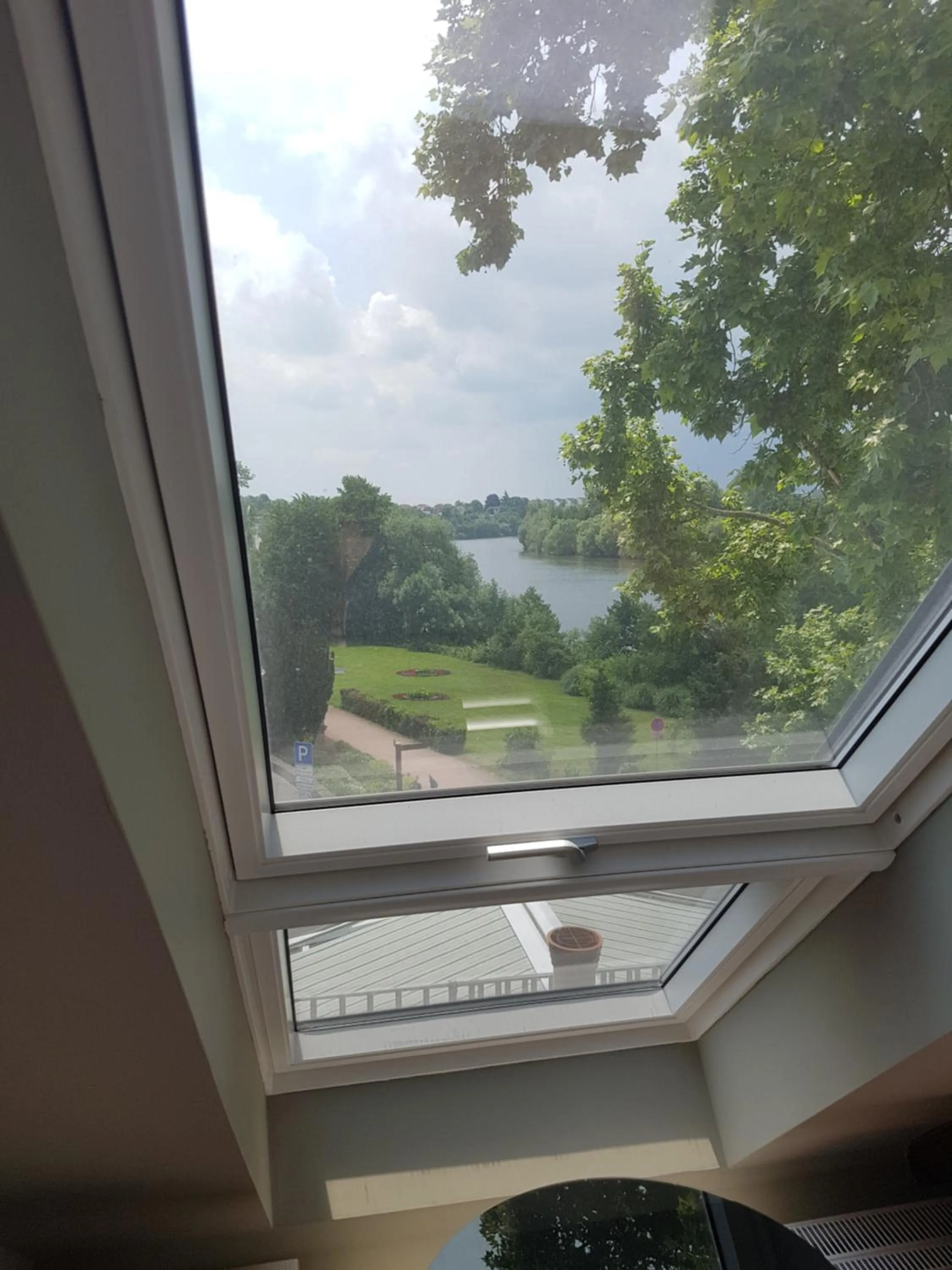 Garden view in Zum grünen Baum Hotel Frankfurt Airport