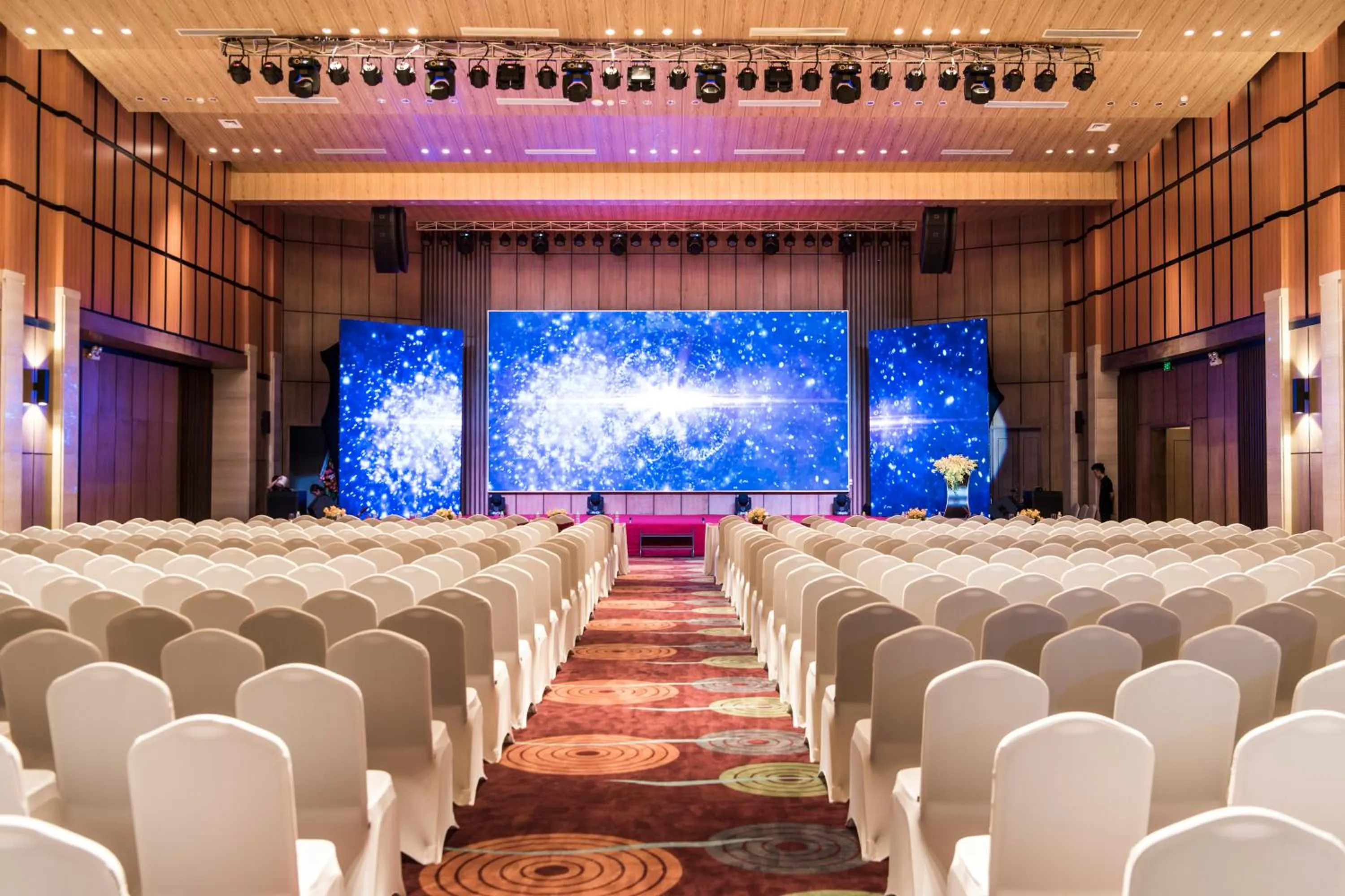 Meeting/conference room in Muong Thanh Luxury Da Nang Hotel