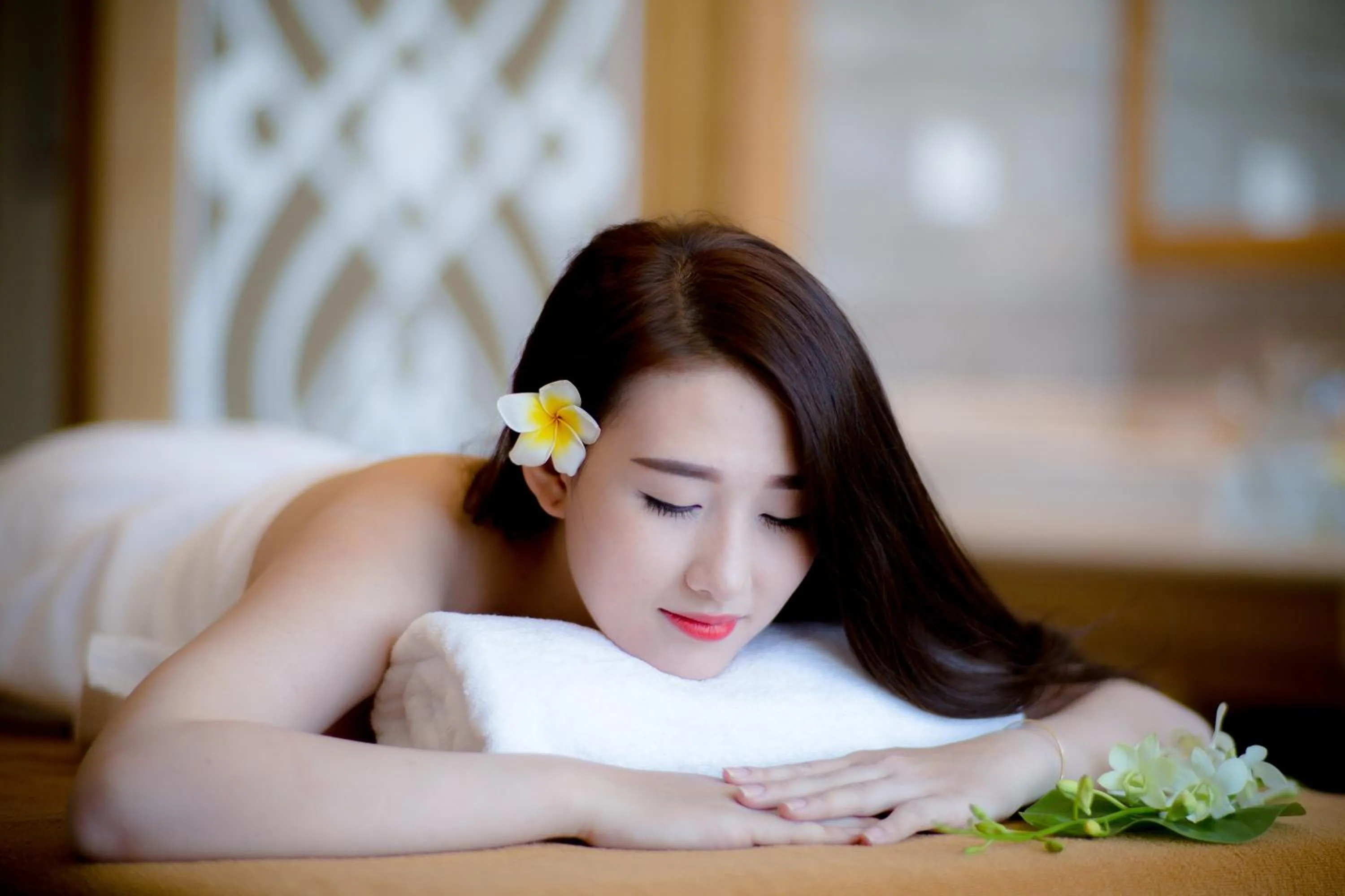 Massage in Muong Thanh Luxury Da Nang Hotel