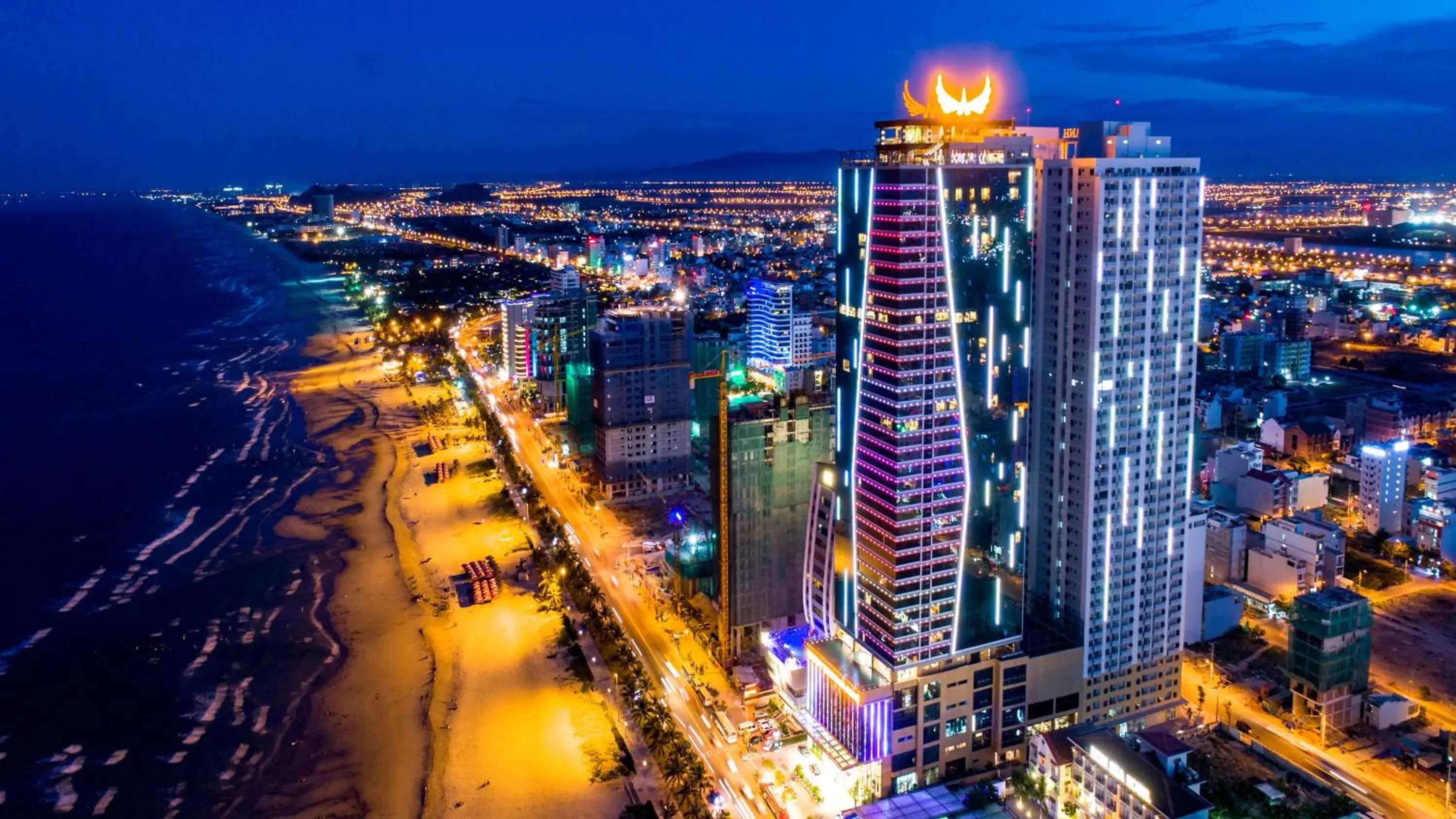 Property building in Muong Thanh Luxury Da Nang Hotel Property building in Muong Thanh Luxury Da Nang Hotel