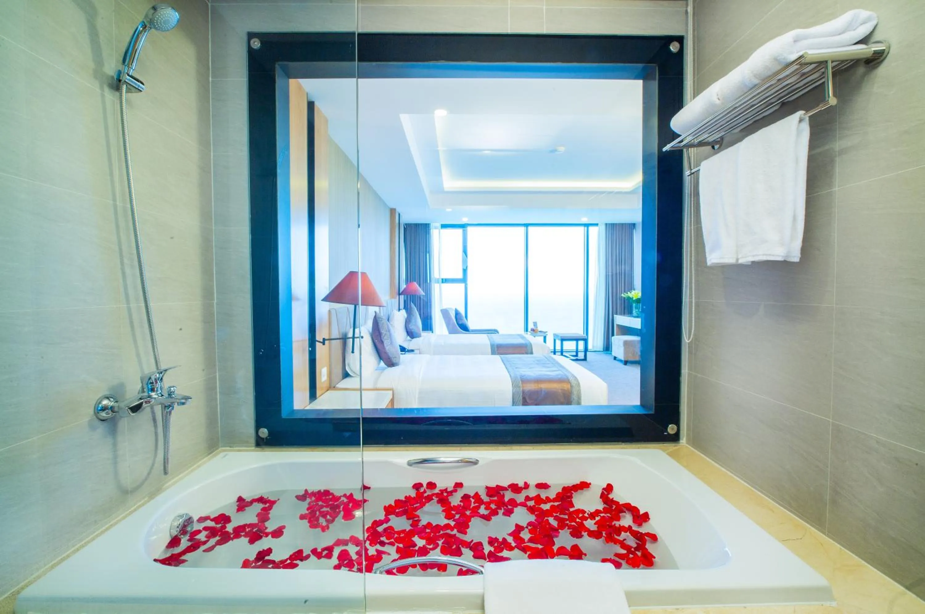 Bathroom in Muong Thanh Luxury Da Nang Hotel