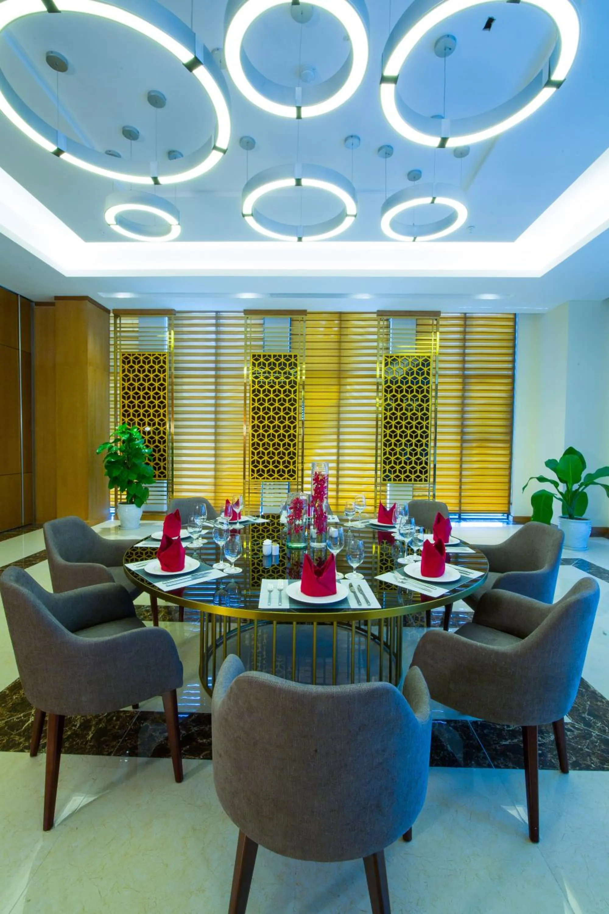 Restaurant/places to eat in Muong Thanh Luxury Da Nang Hotel