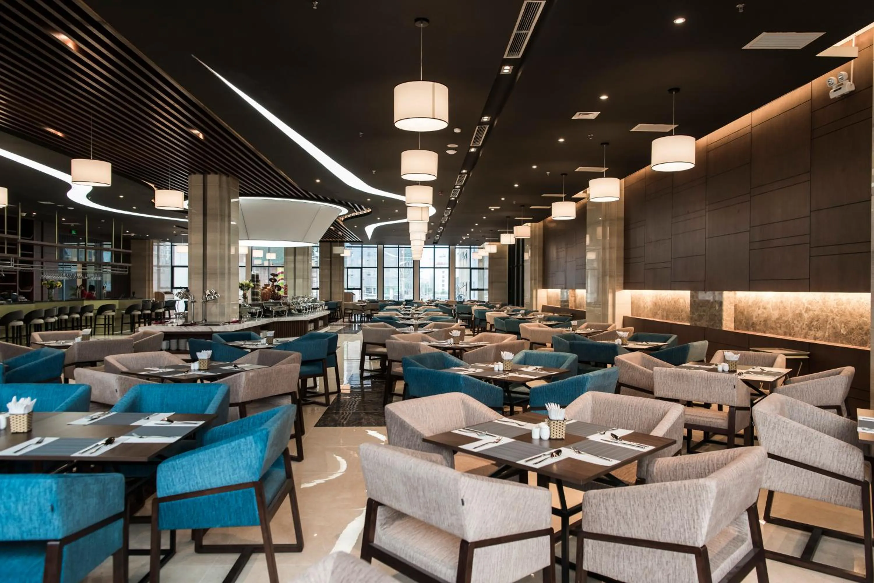 Restaurant/places to eat in Muong Thanh Luxury Da Nang Hotel