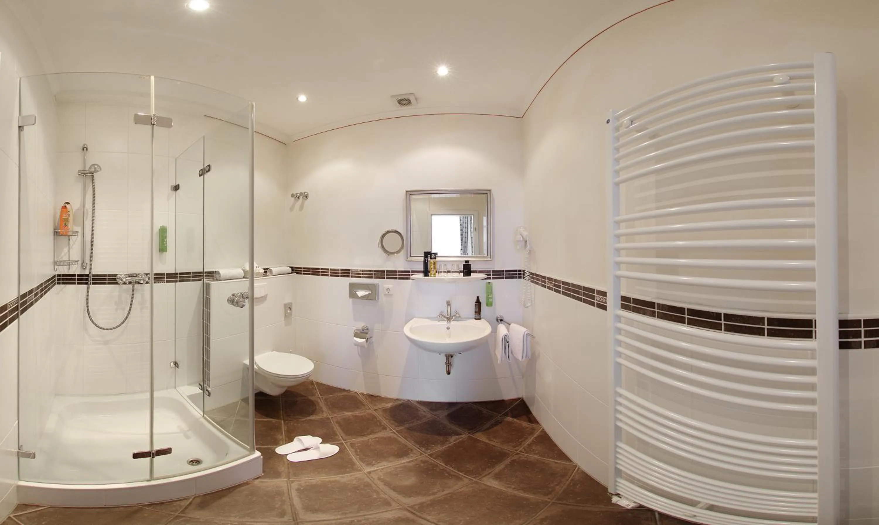 Bathroom in Hotel Arador