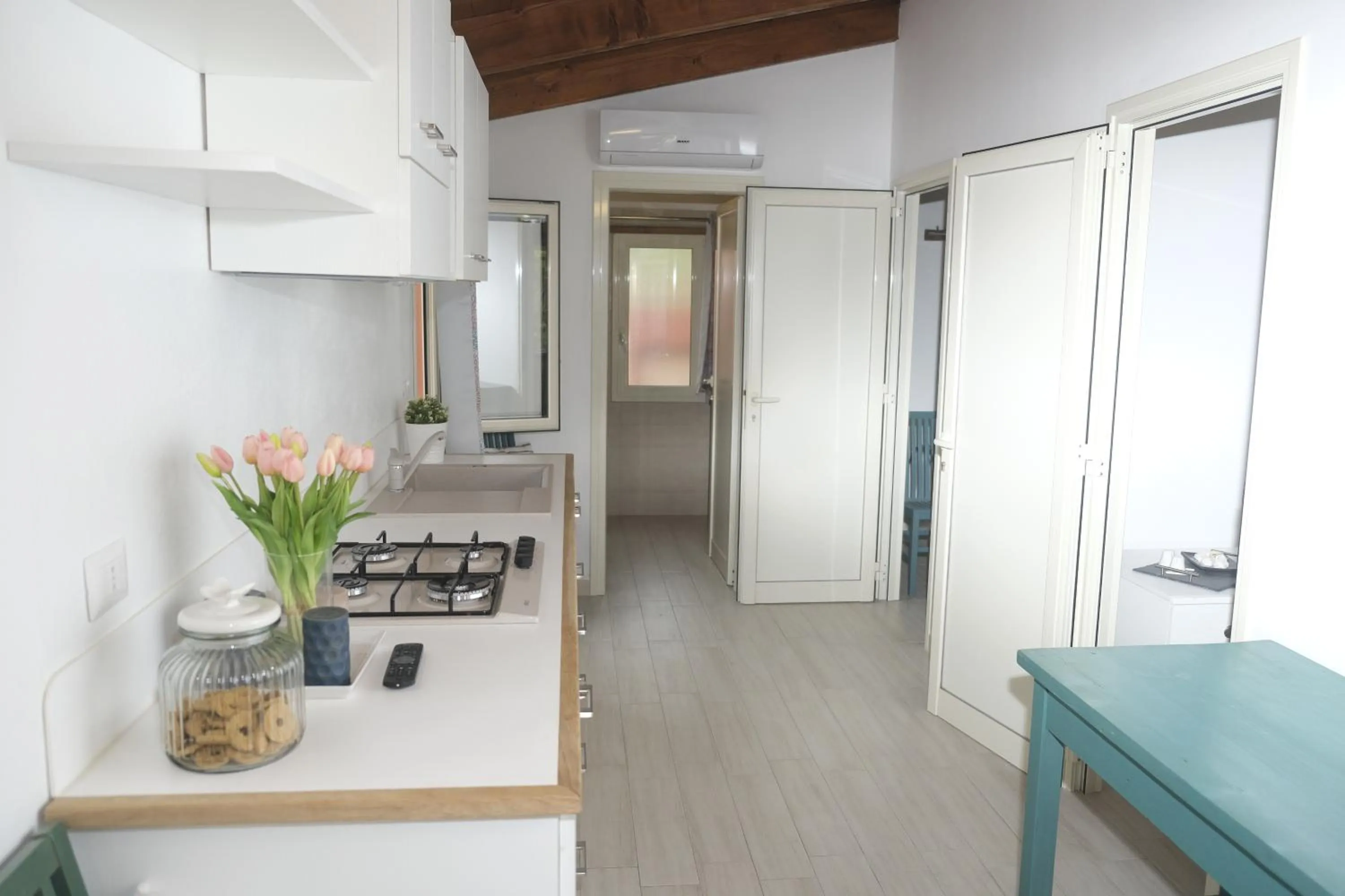 Kitchen or kitchenette in Villaggio Camping Torre Del Porticciolo