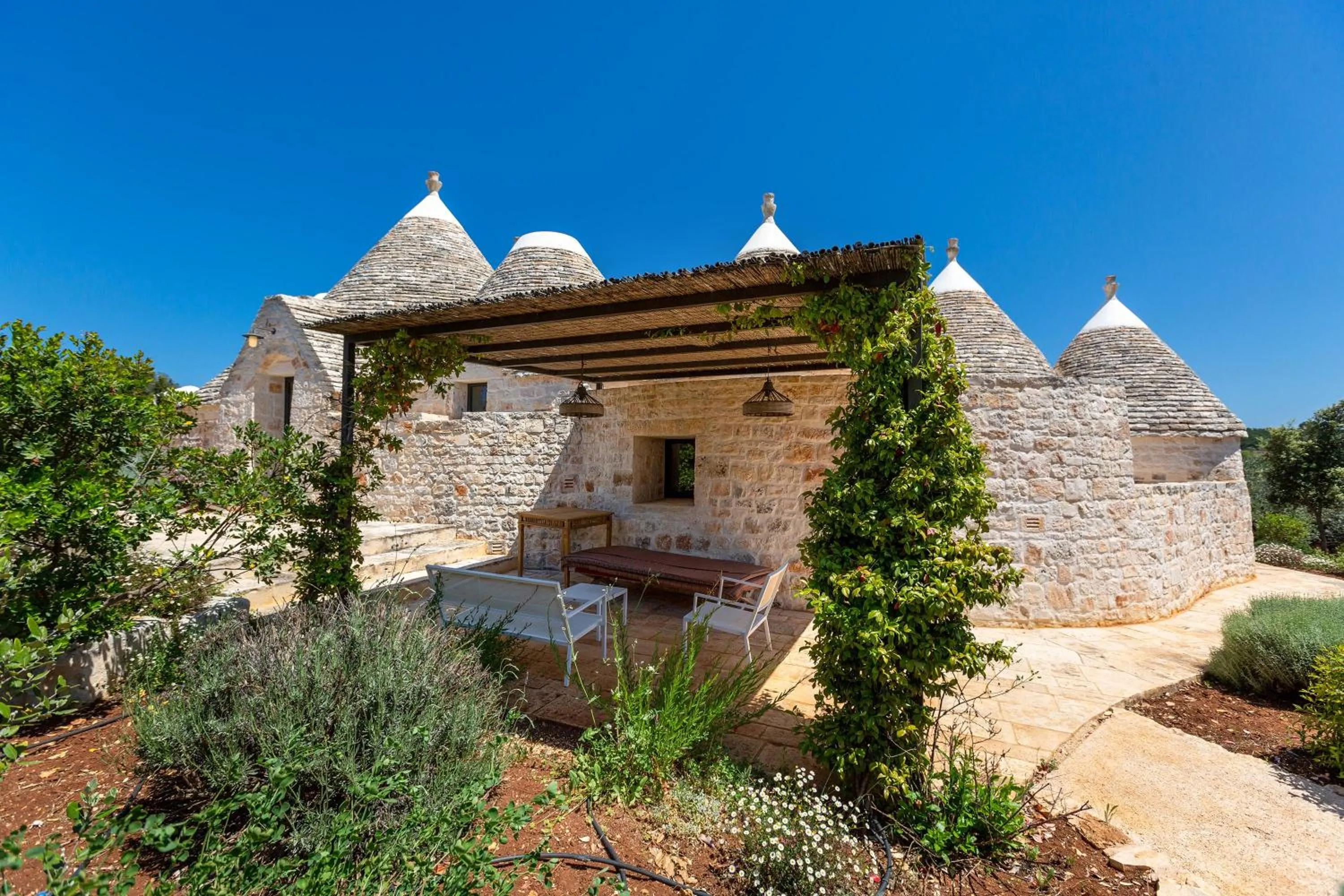 Patio in Le Ali Bianche by Perle di Puglia