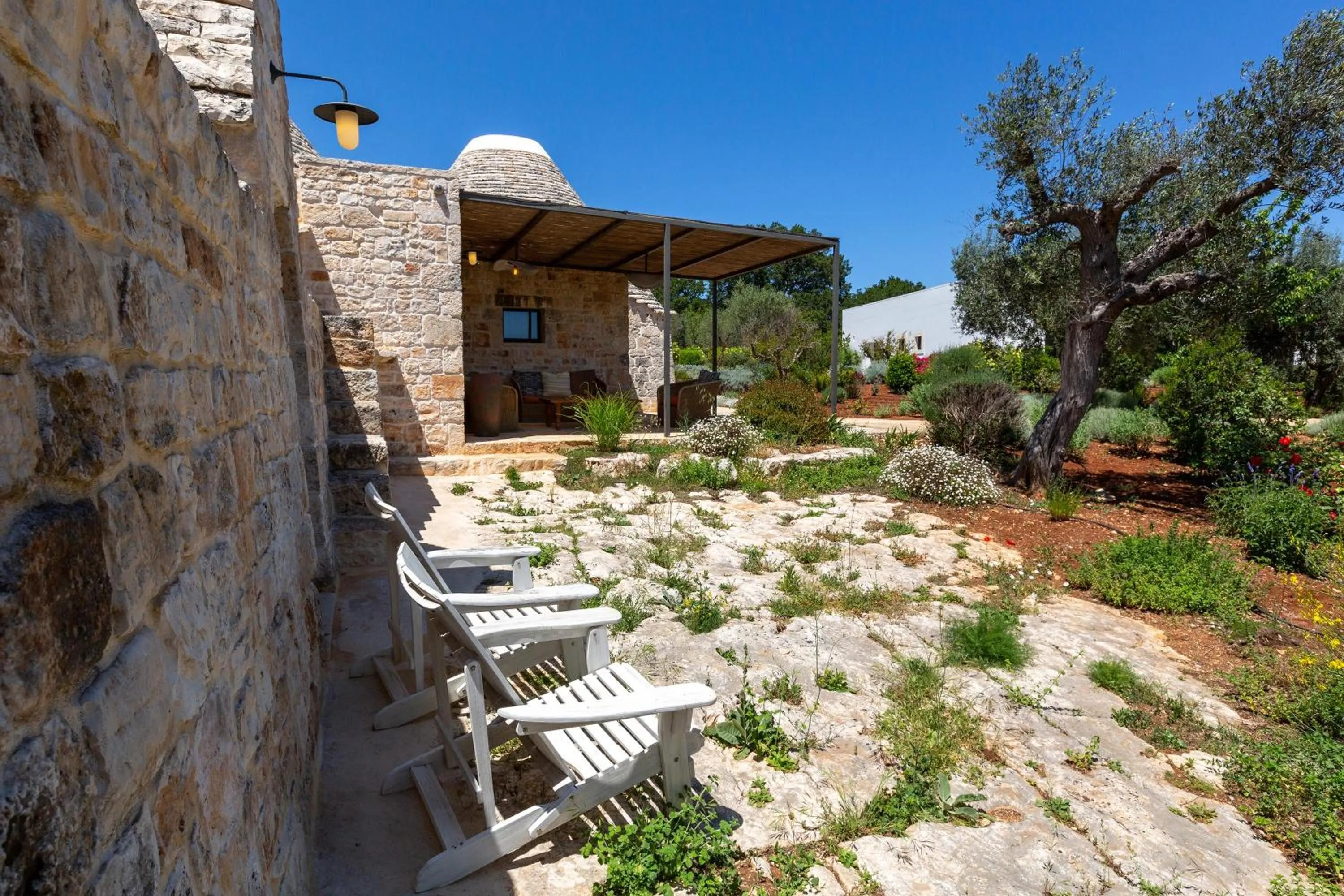 Garden in Le Ali Bianche by Perle di Puglia
