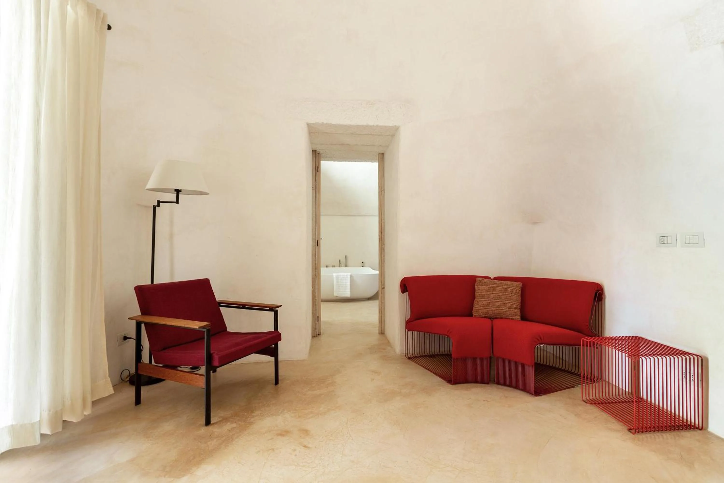Decorative detail in Le Ali Bianche by Perle di Puglia
