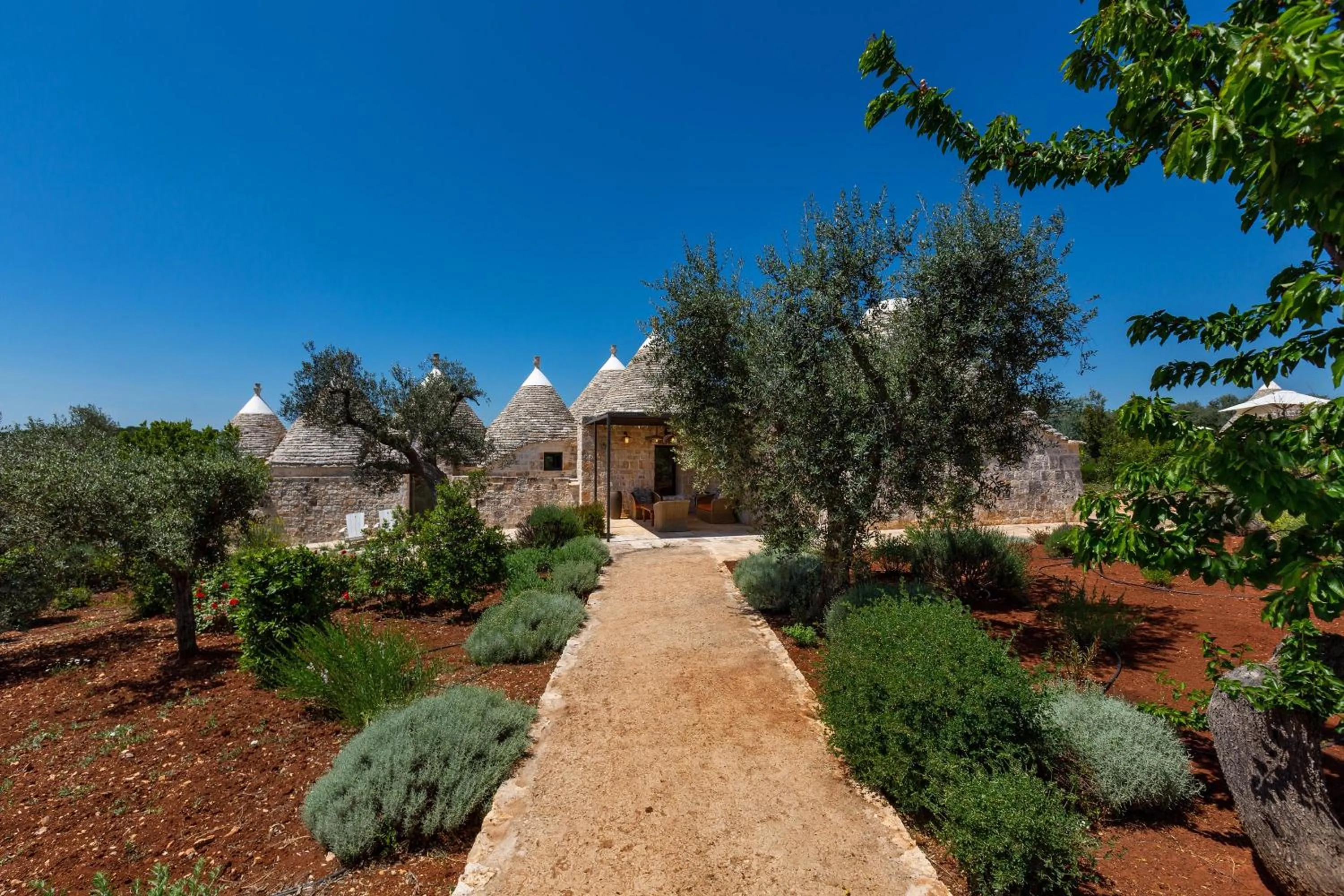 Garden in Le Ali Bianche by Perle di Puglia