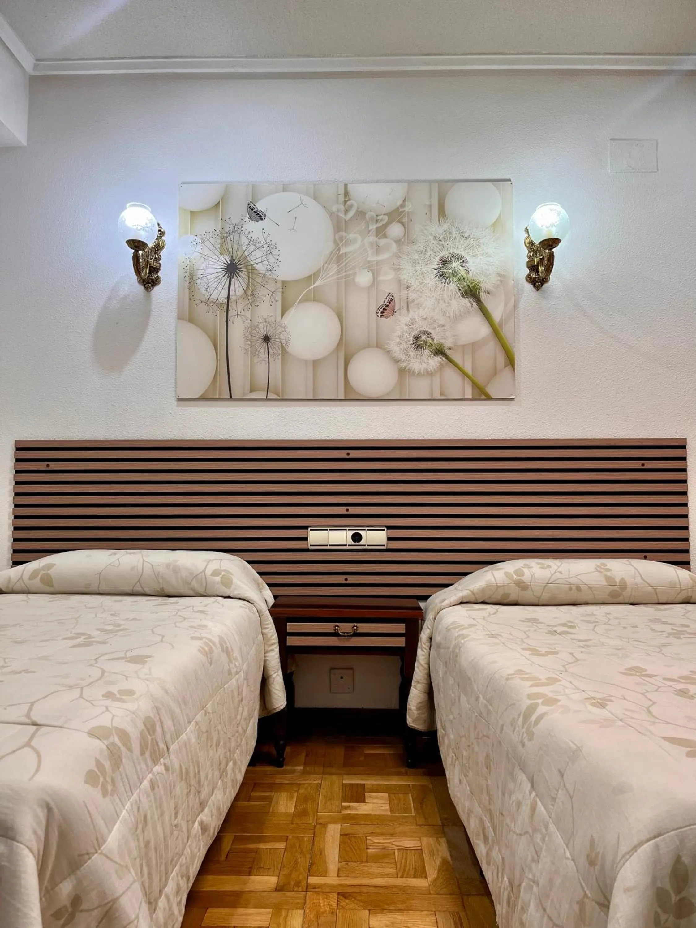 Bed in Hotel Castellano I