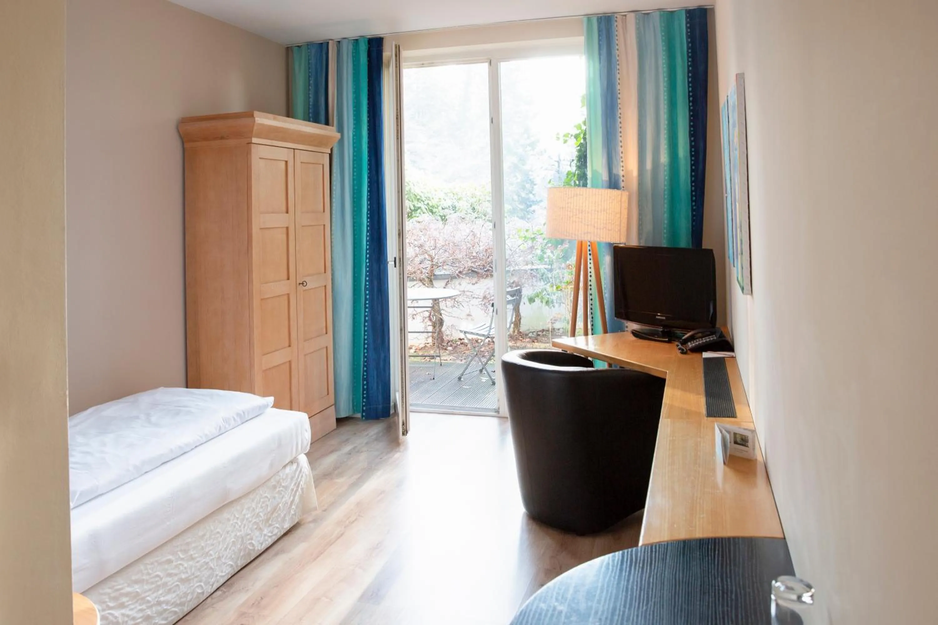 Photo of the whole room, Bed in Landhaus am See